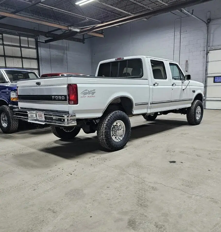 1996 Ford F-250 XLT - 3