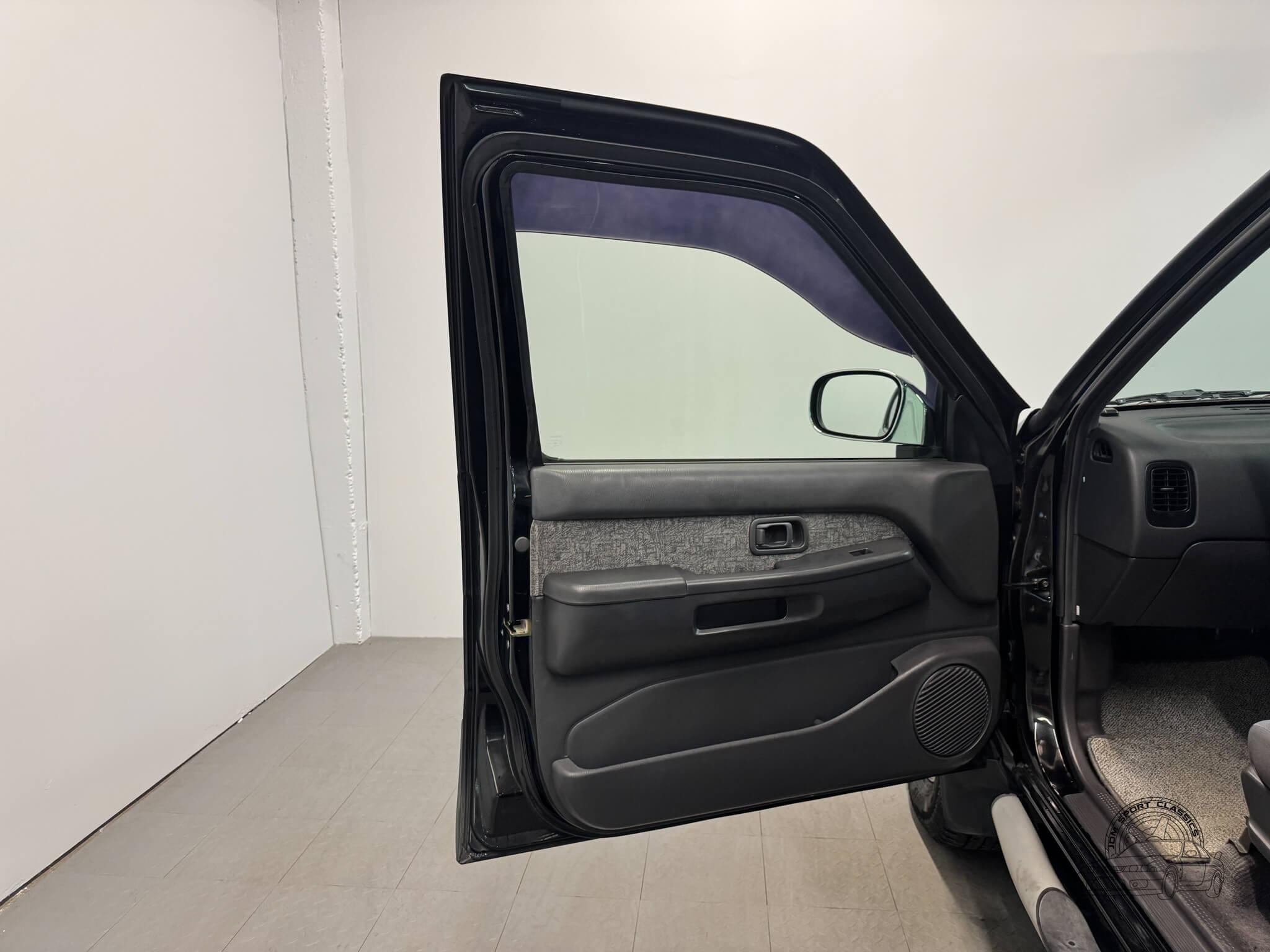 1997 Nissan Terrano R3M-R Limited