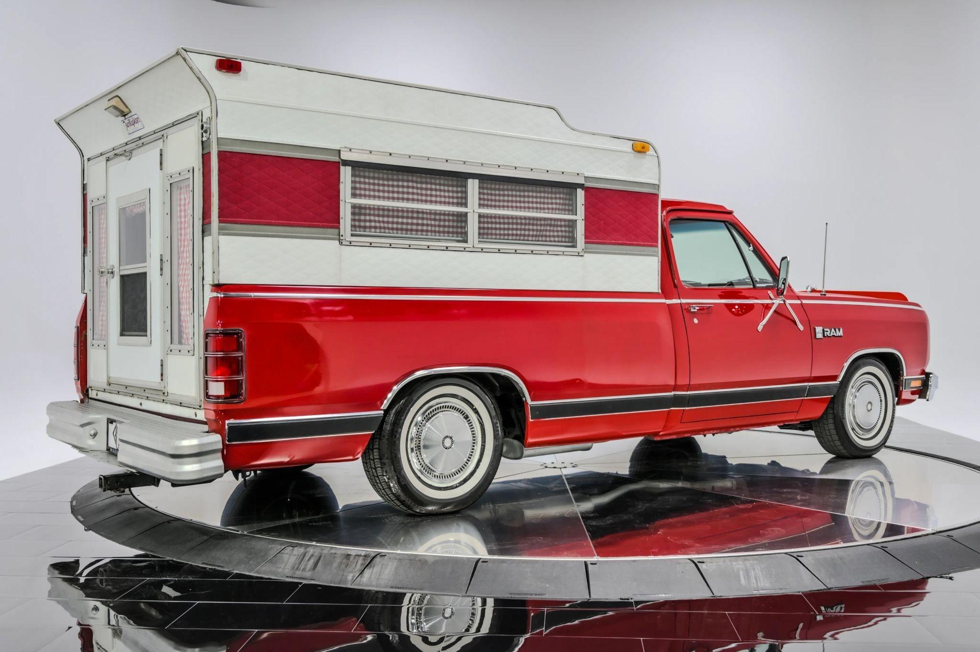 1985 Dodge Ram 150 Camper Special
