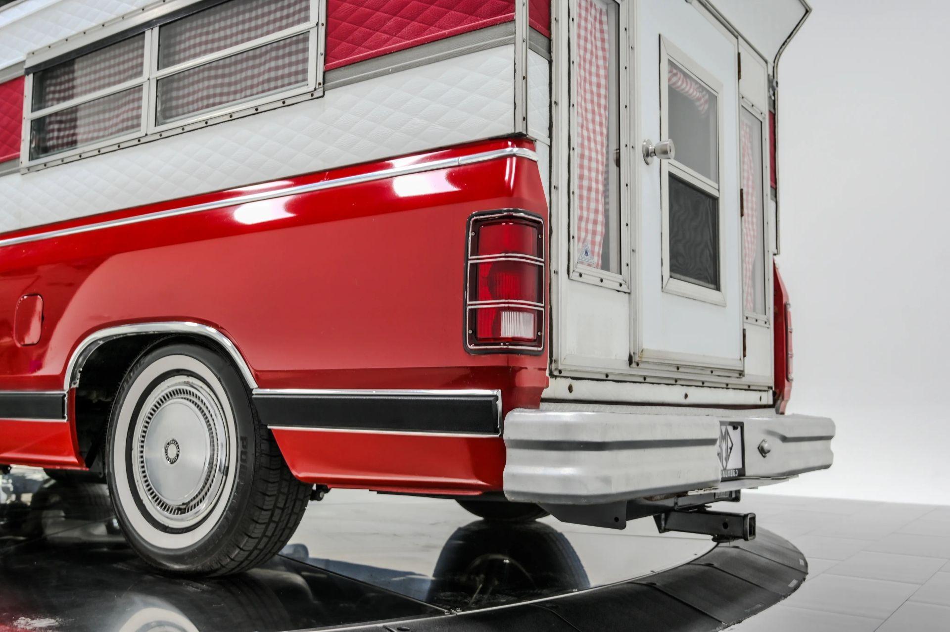1985 Dodge Ram 150 Camper Special