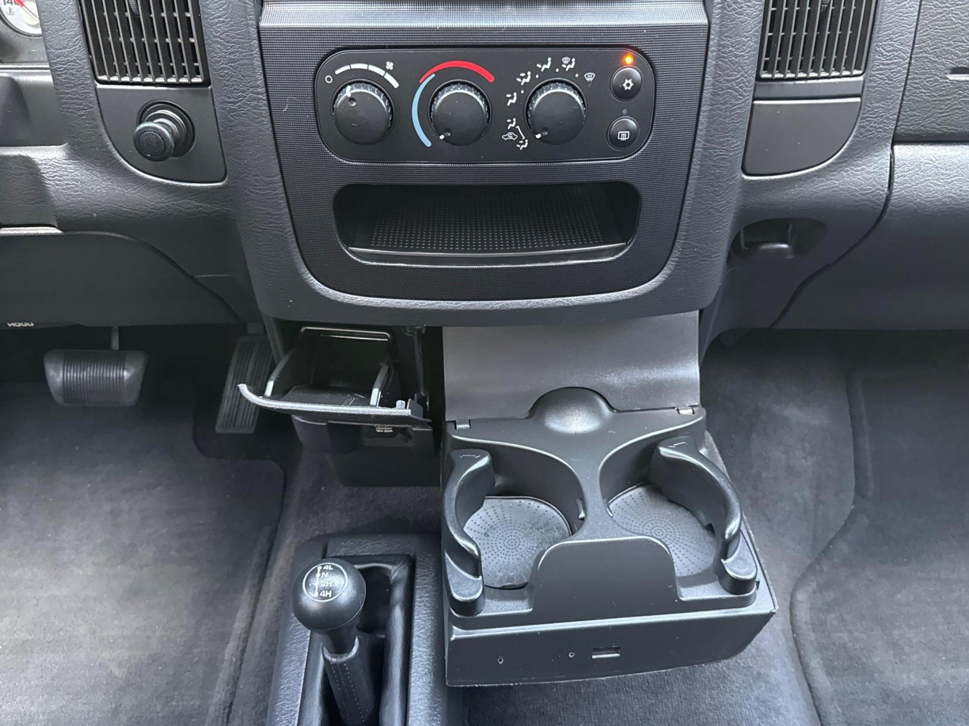 2005 Dodge Ram 3500 SLT