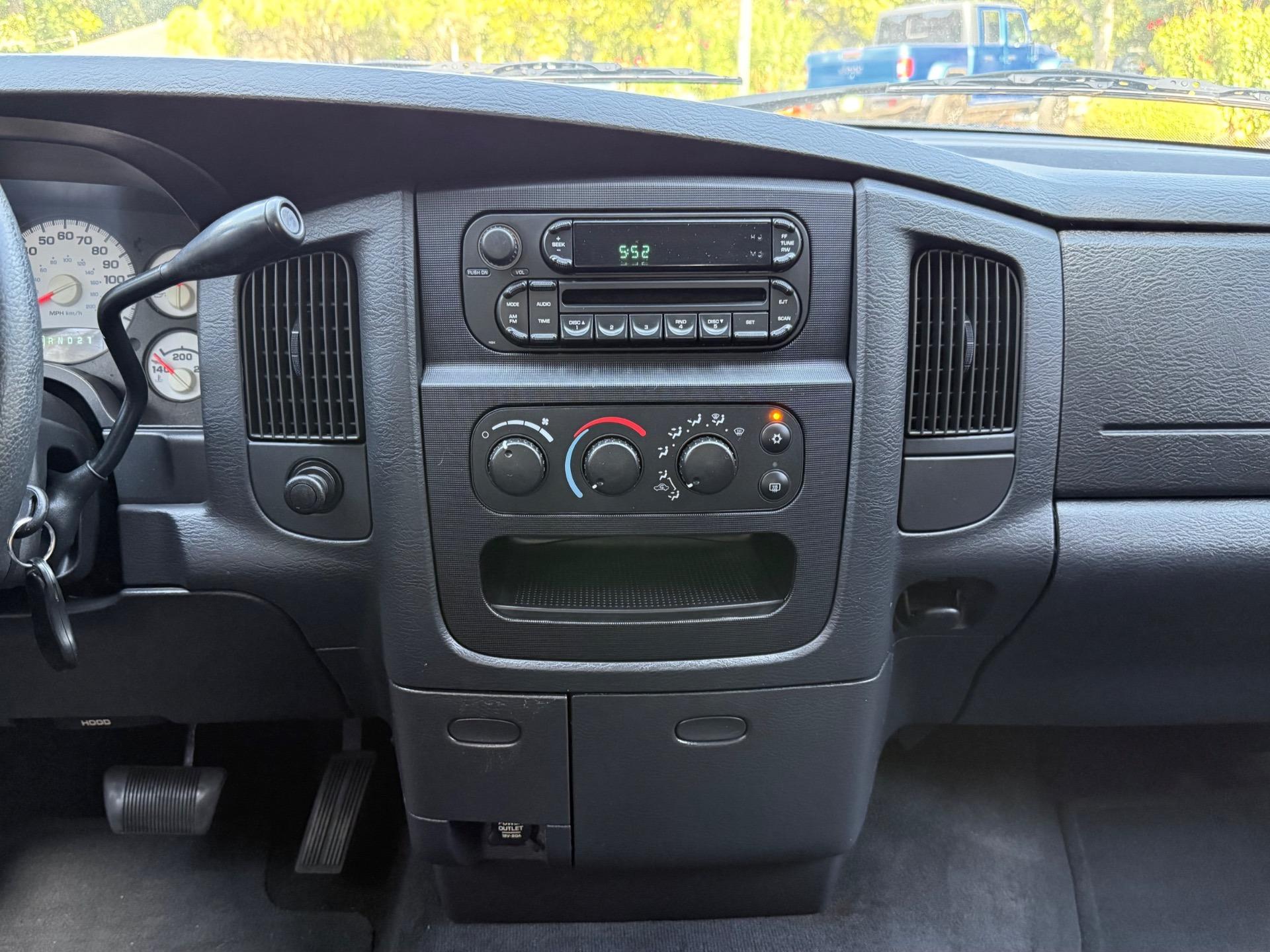 2005 Dodge Ram 3500 SLT