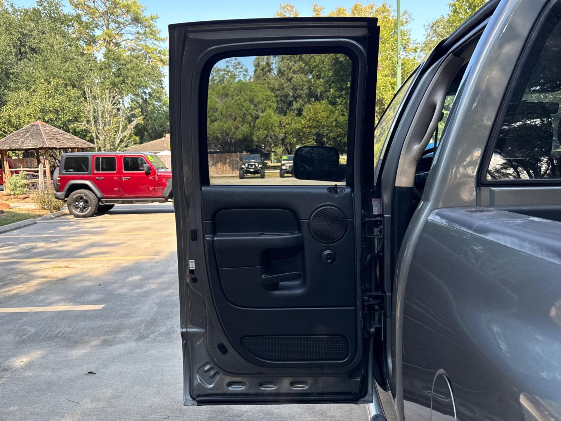 2005 Dodge Ram 3500 SLT