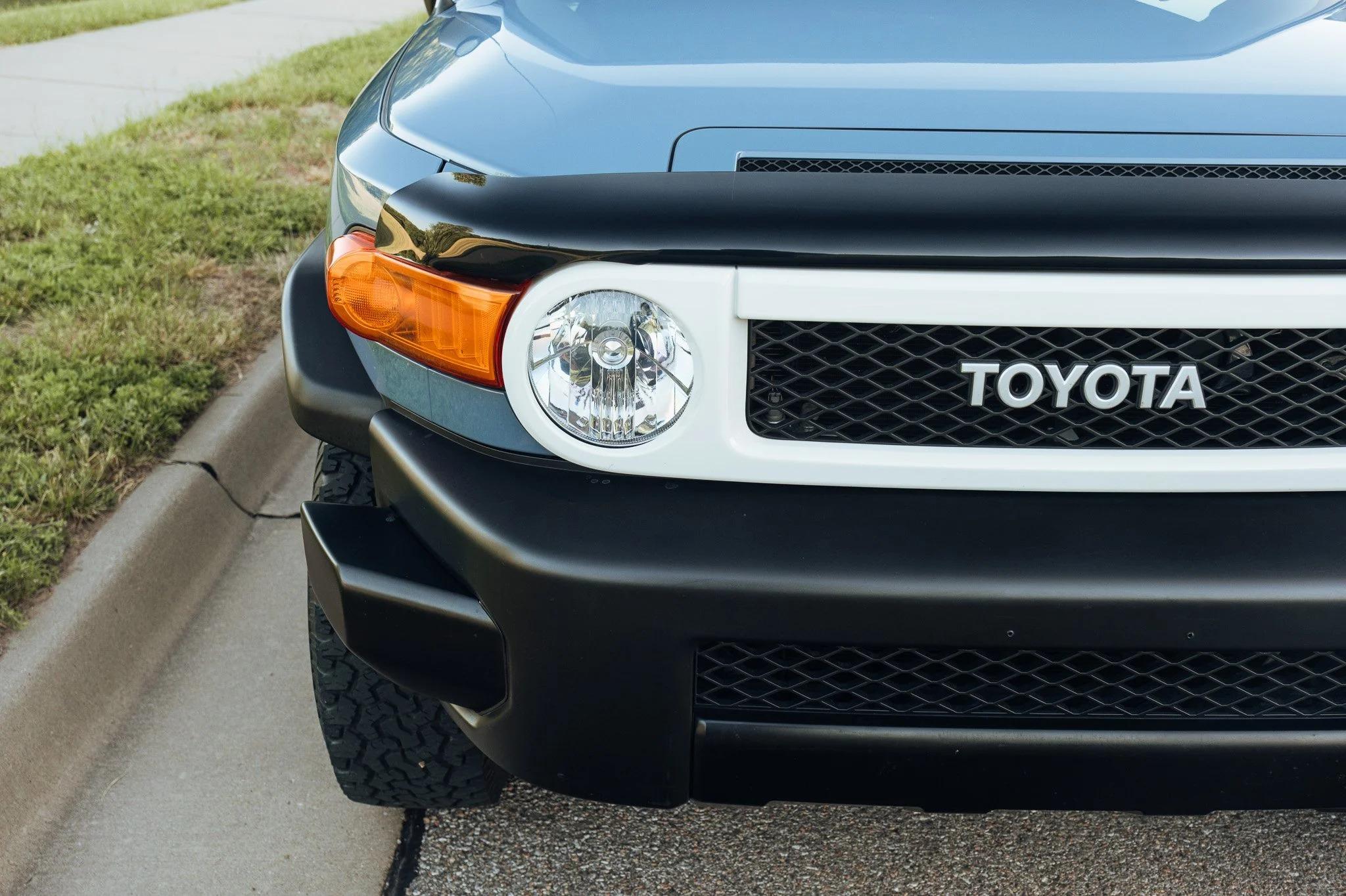 2014 Toyota FJ Cruiser Trail Teams Ultimate Edition
