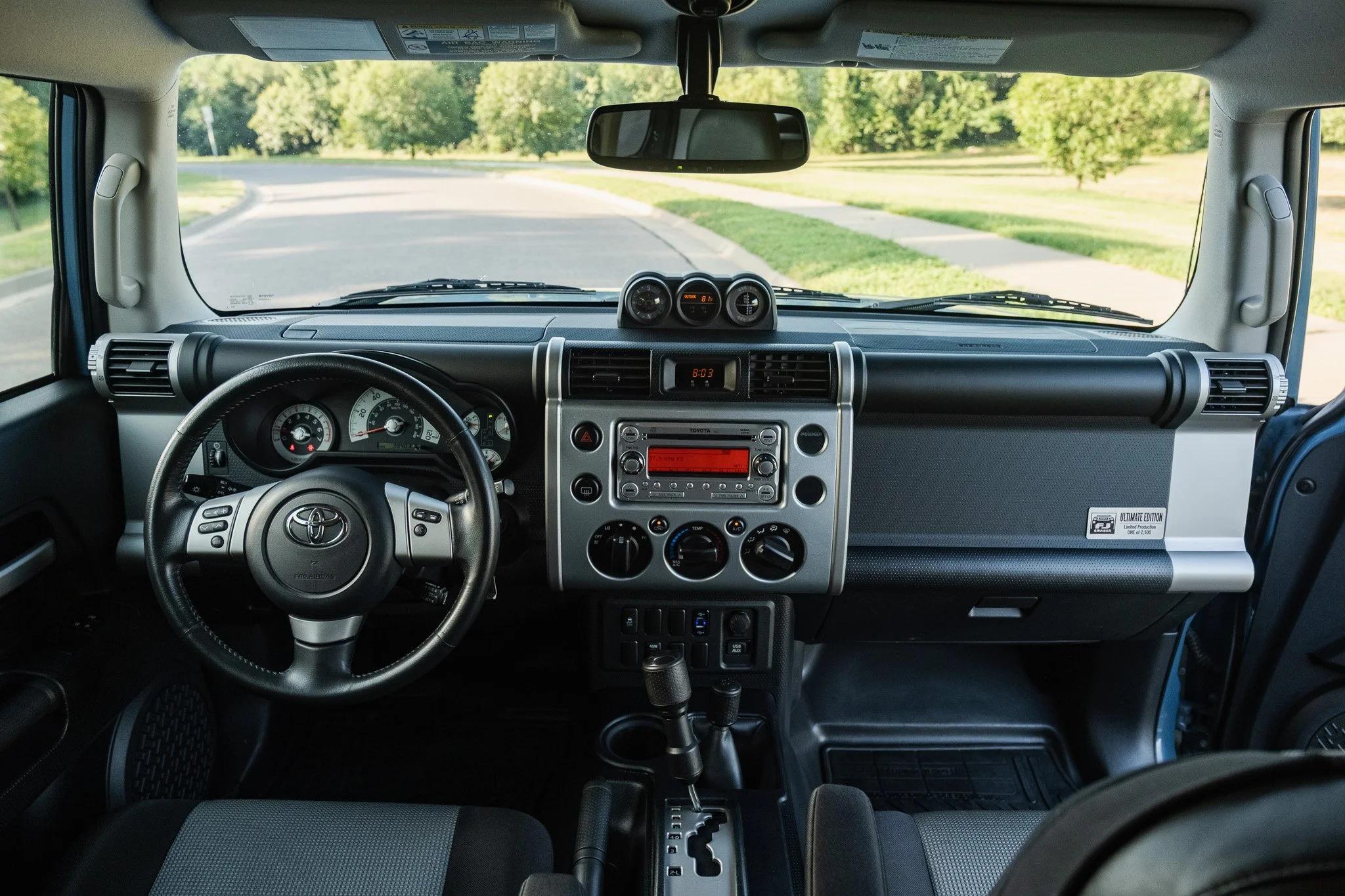 2014 Toyota FJ Cruiser Trail Teams Ultimate Edition