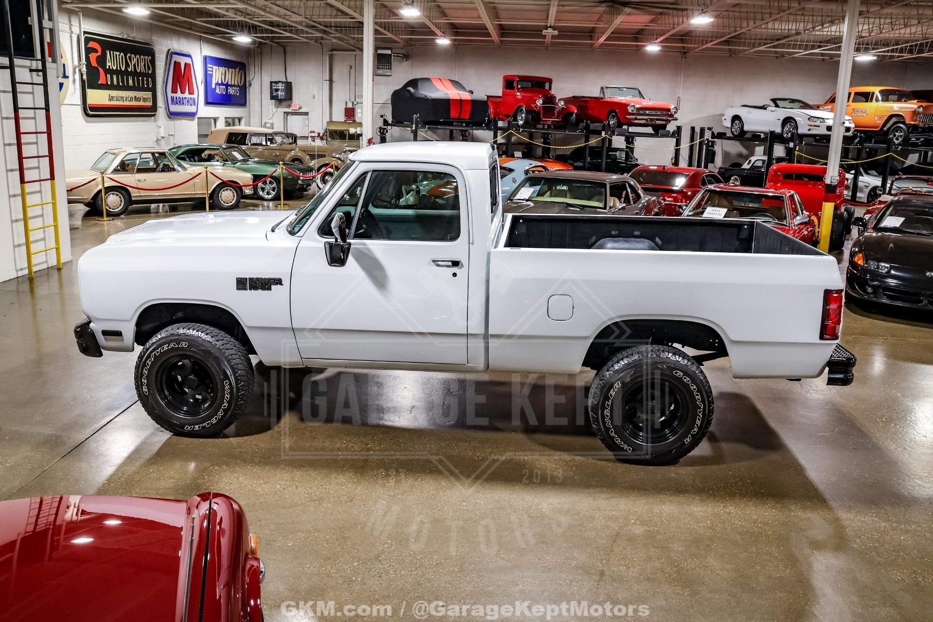 1987 Dodge W-100 Pickup