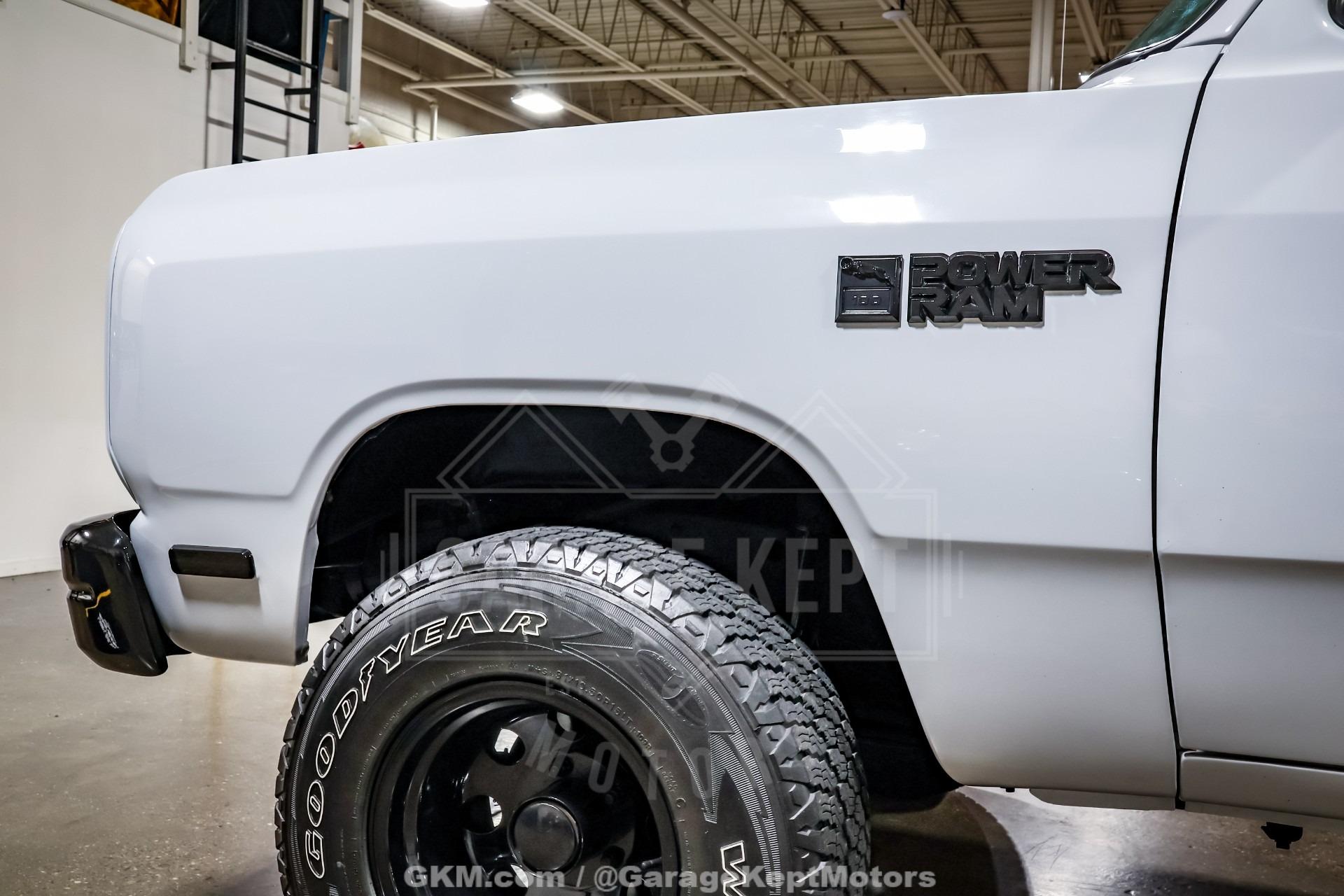 1987 Dodge W-100 Pickup