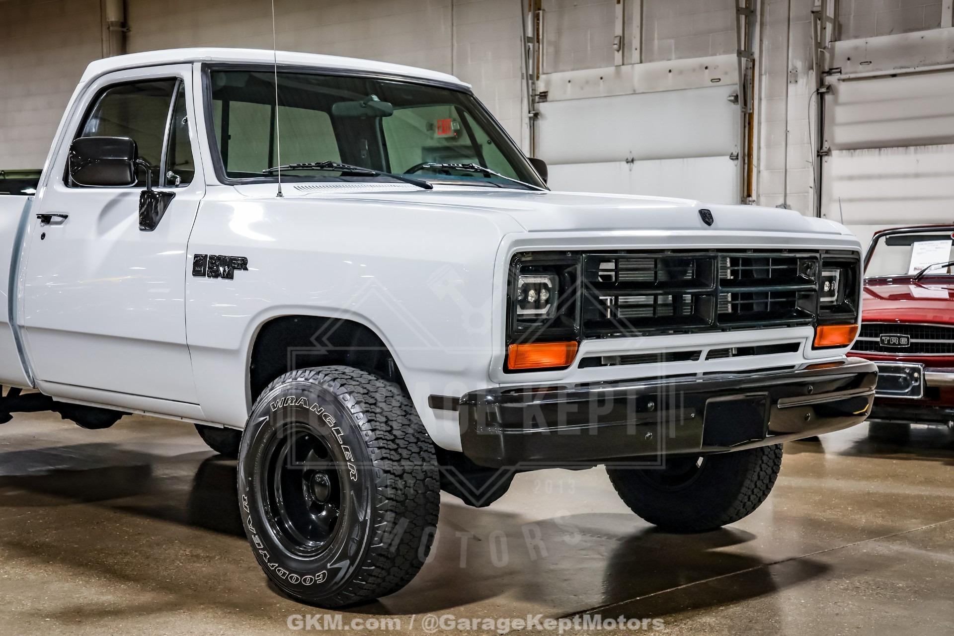 1987 Dodge W-100 Pickup