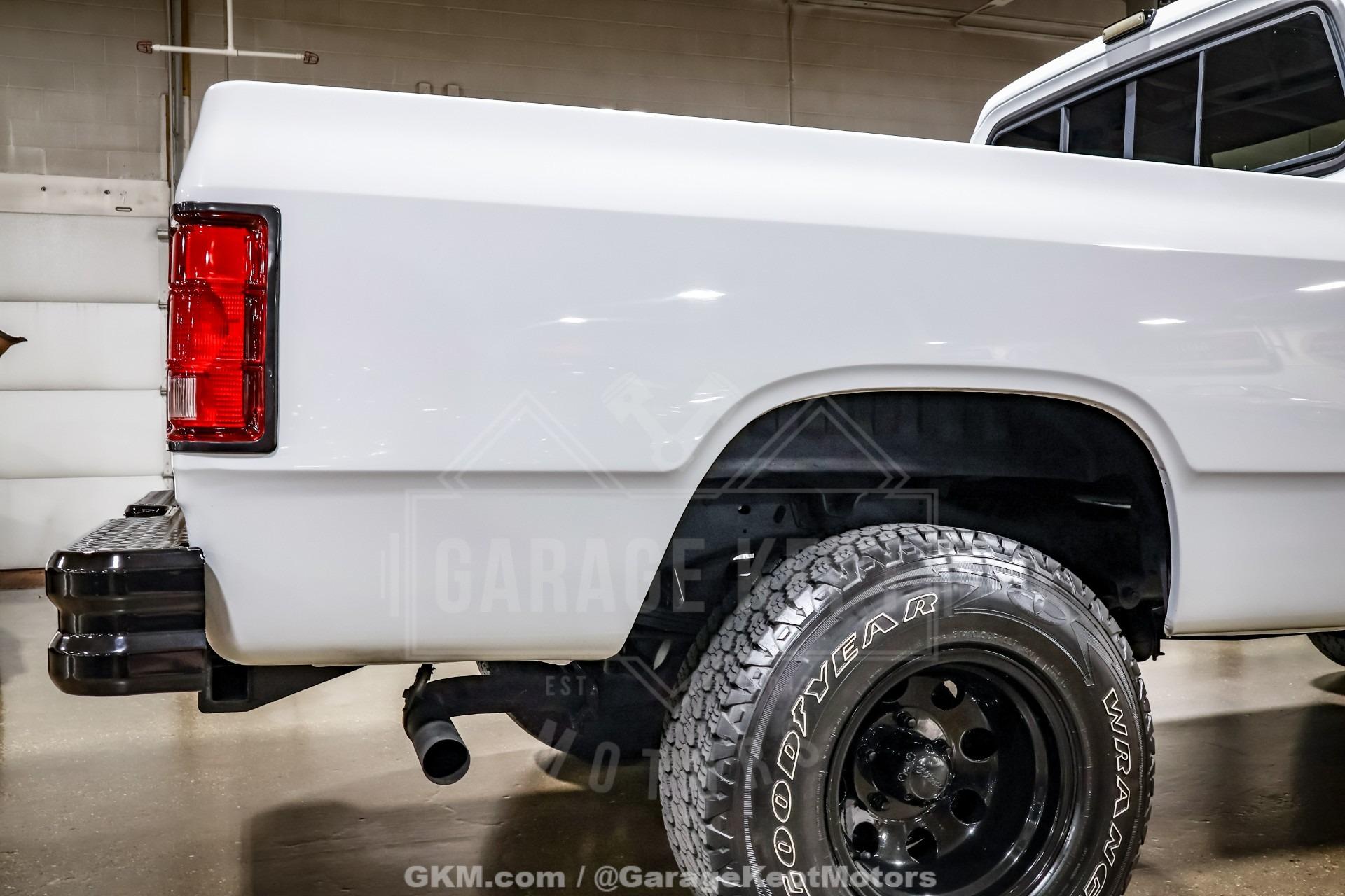 1987 Dodge W-100 Pickup