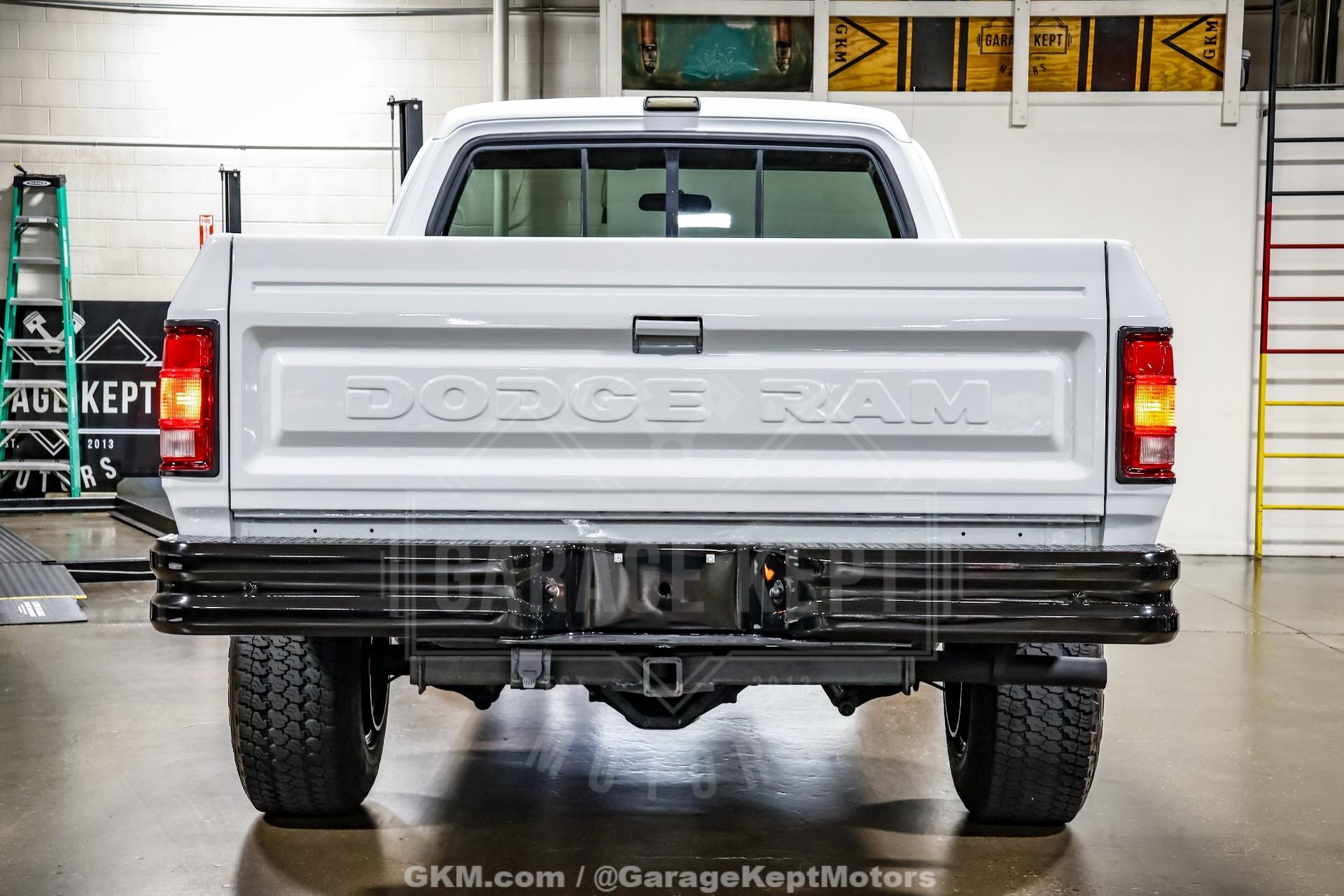 1987 Dodge W-100 Pickup