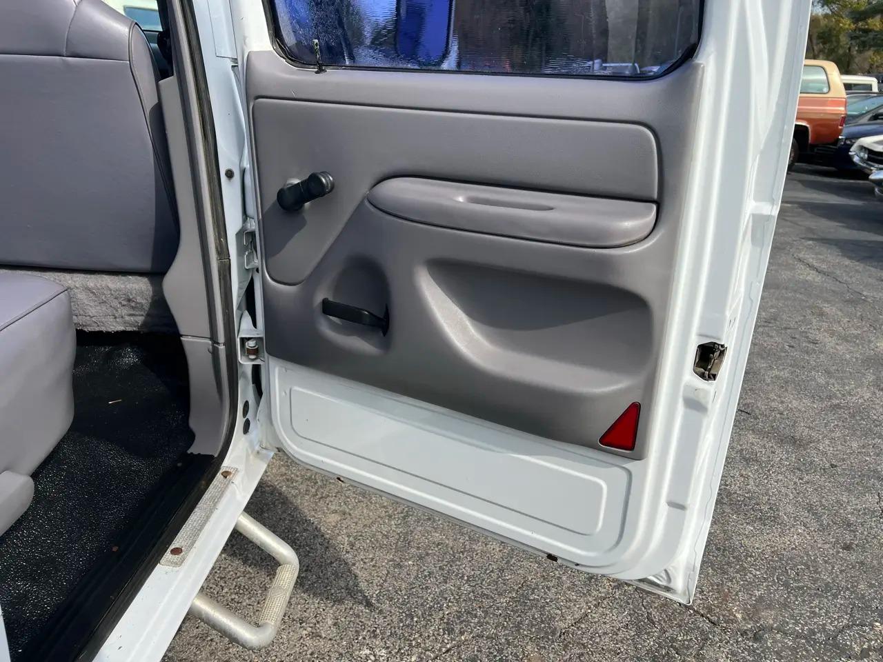 1996 Ford F-350 XL Crew Cab