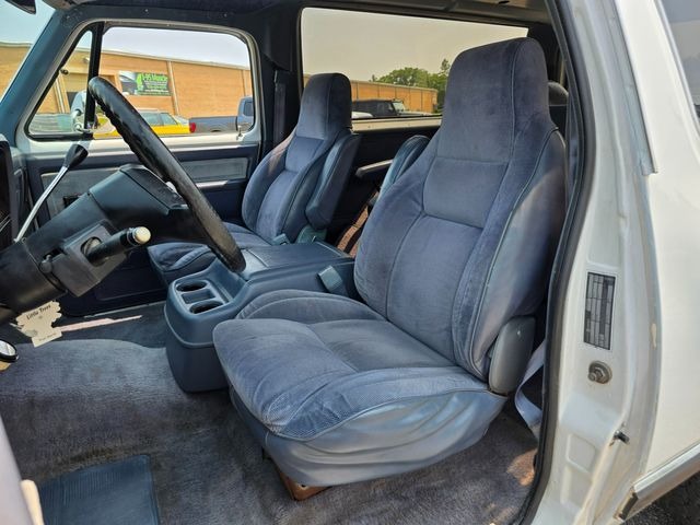 1989 Dodge Ramcharger Royal SE - 3