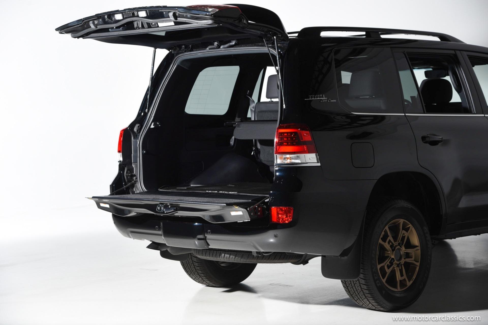 9k-Mile 2021 Toyota Land Cruiser Heritage Edition