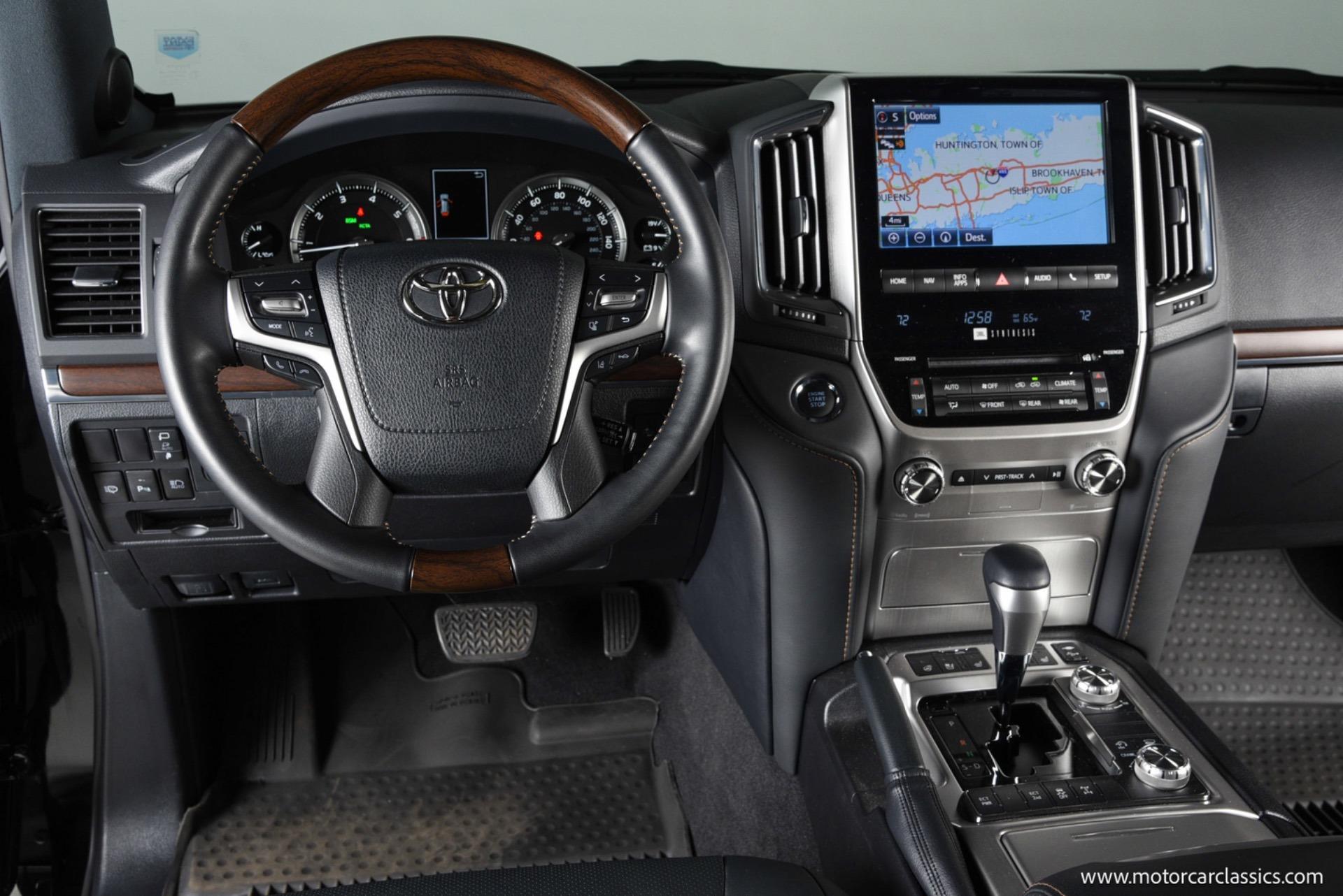9k-Mile 2021 Toyota Land Cruiser Heritage Edition