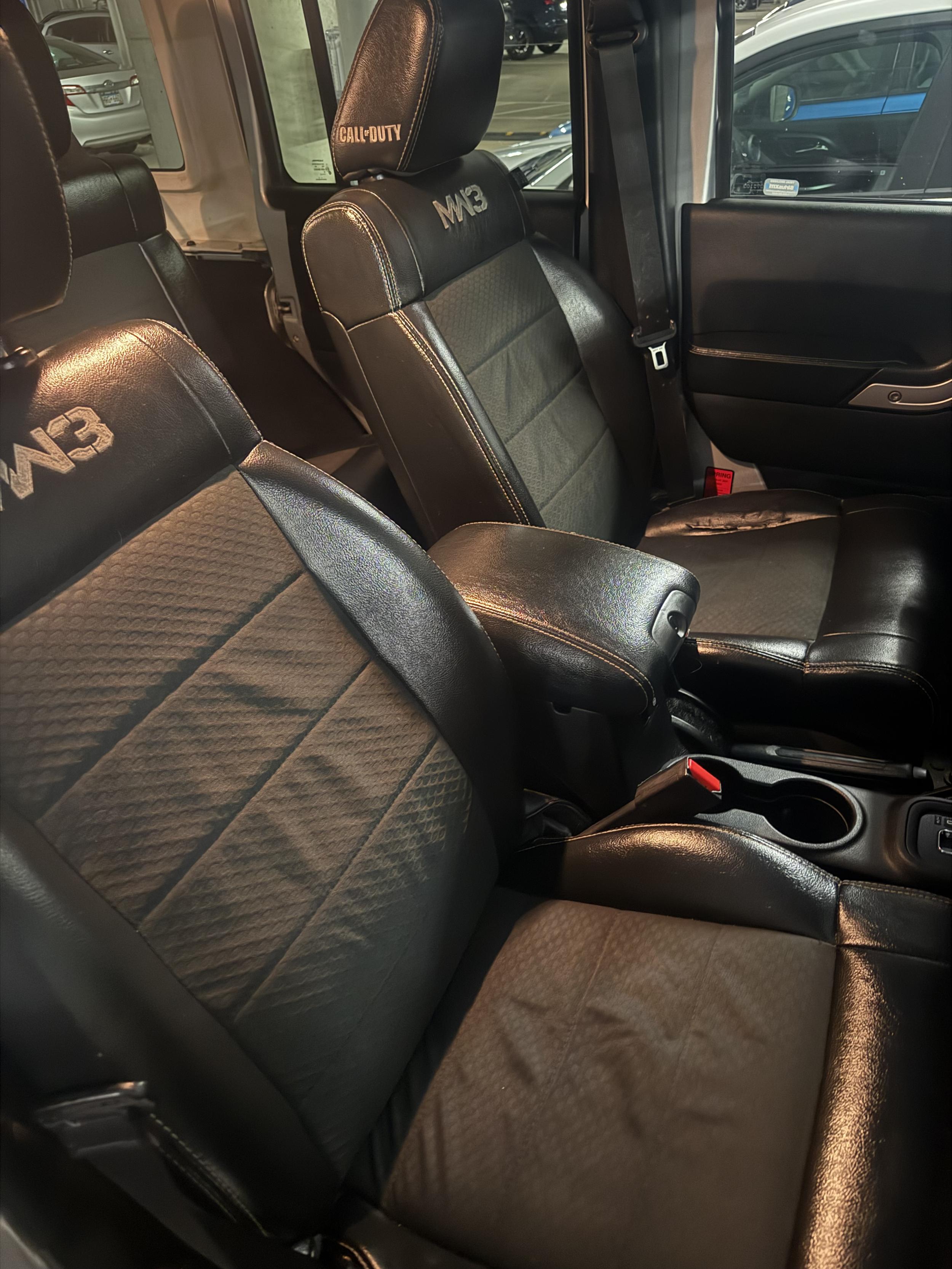 2012 Jeep Wrangler Rubicon Call of Duty - 4