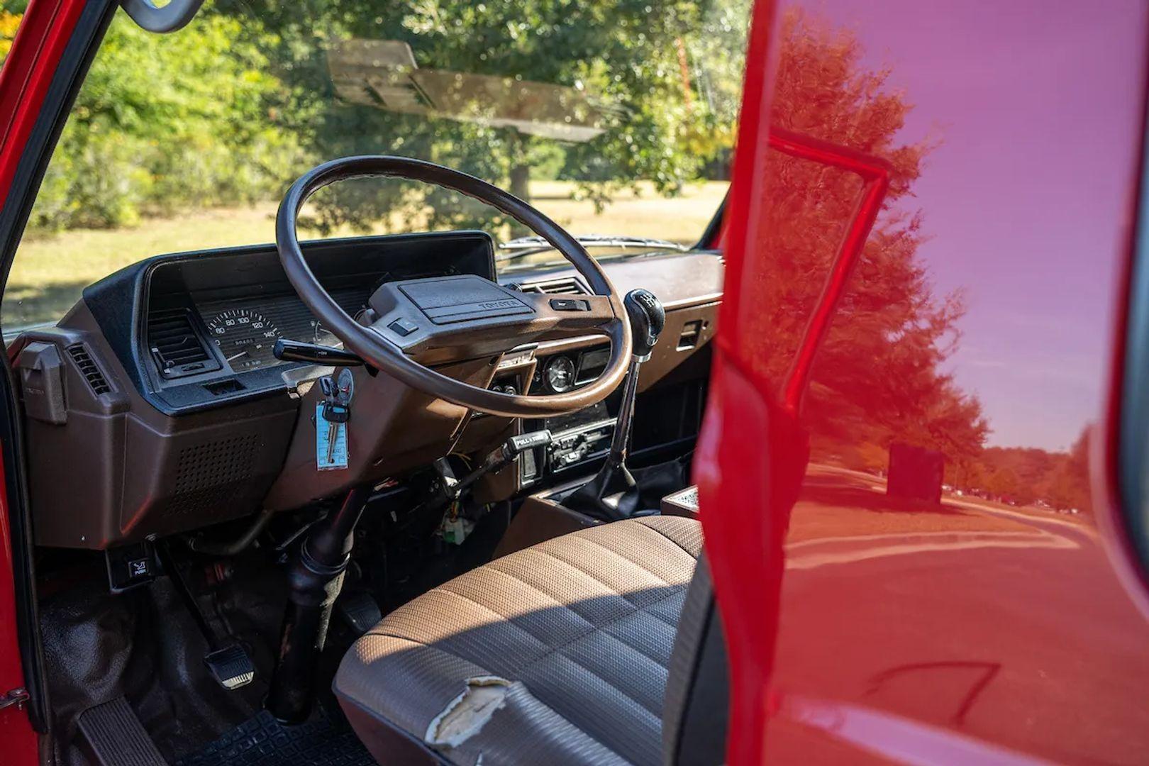 1988 Toyota HiAce 4X4