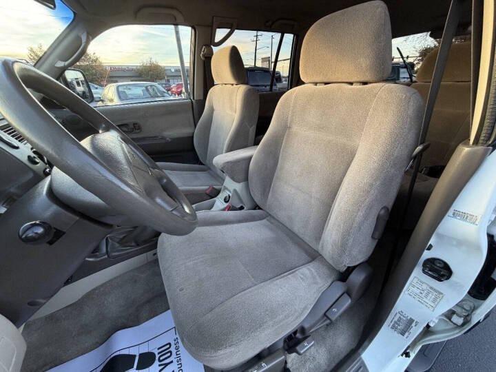 2000 Mitsubishi Montero Sport XLS