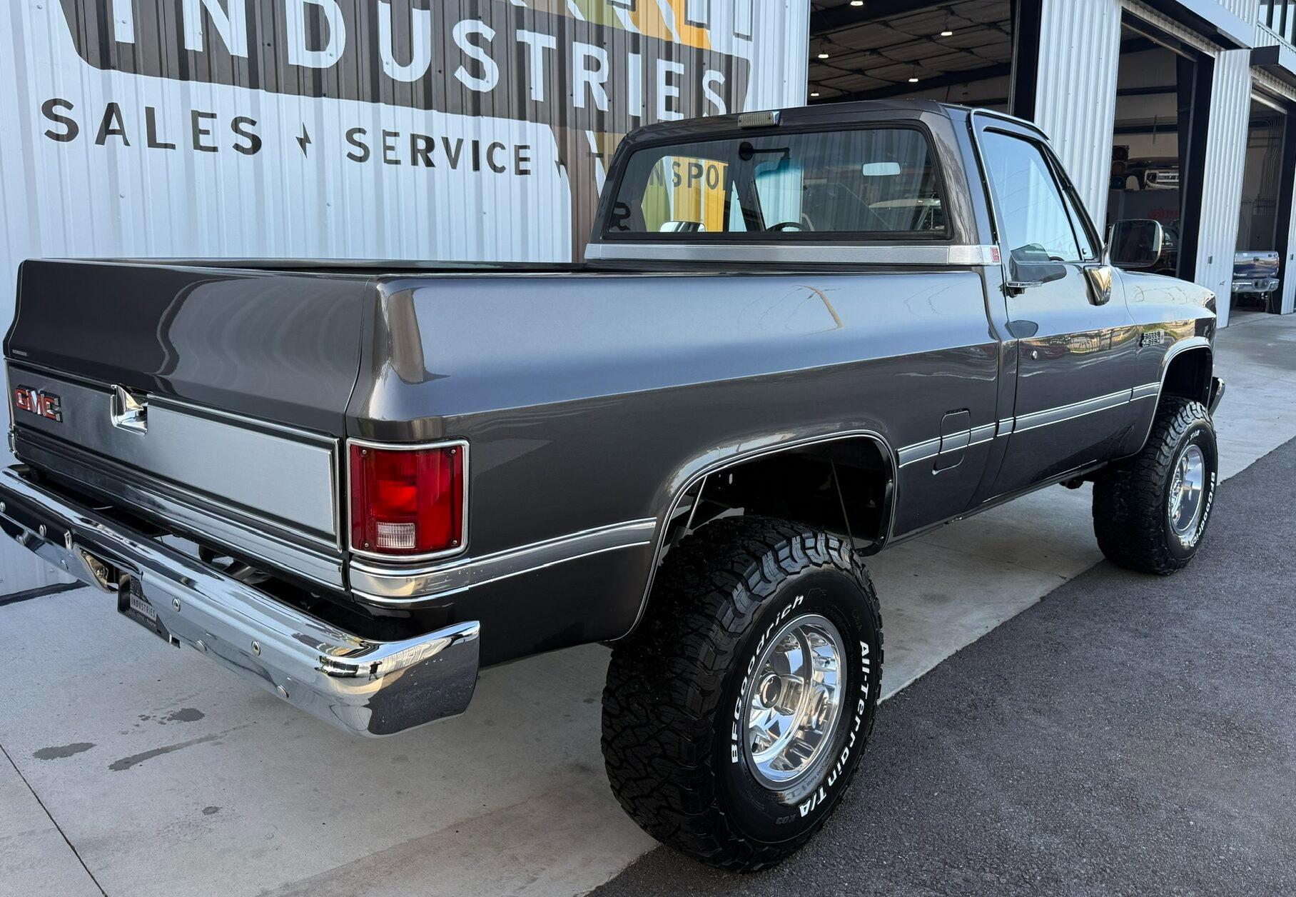 1987 GMC Sierra Classic 4×4