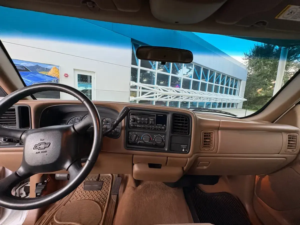 2000 Chevrolet Silverado 1500 LS