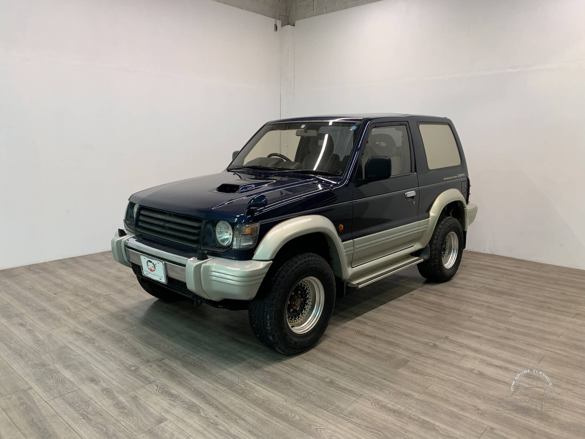 1993 Mitsubishi Pajero 4x4 - 2