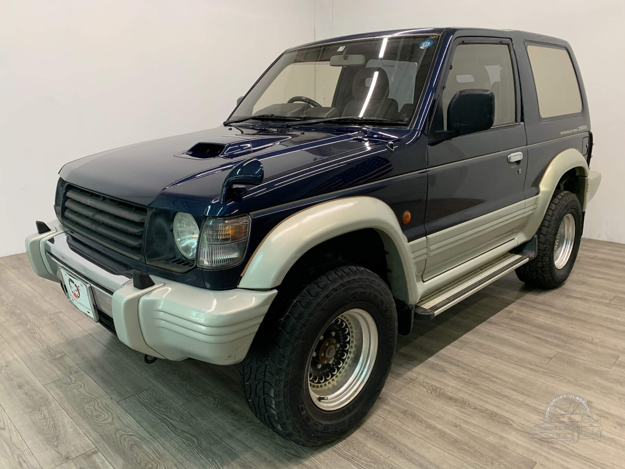 1993 Mitsubishi Pajero 4x4 - 4