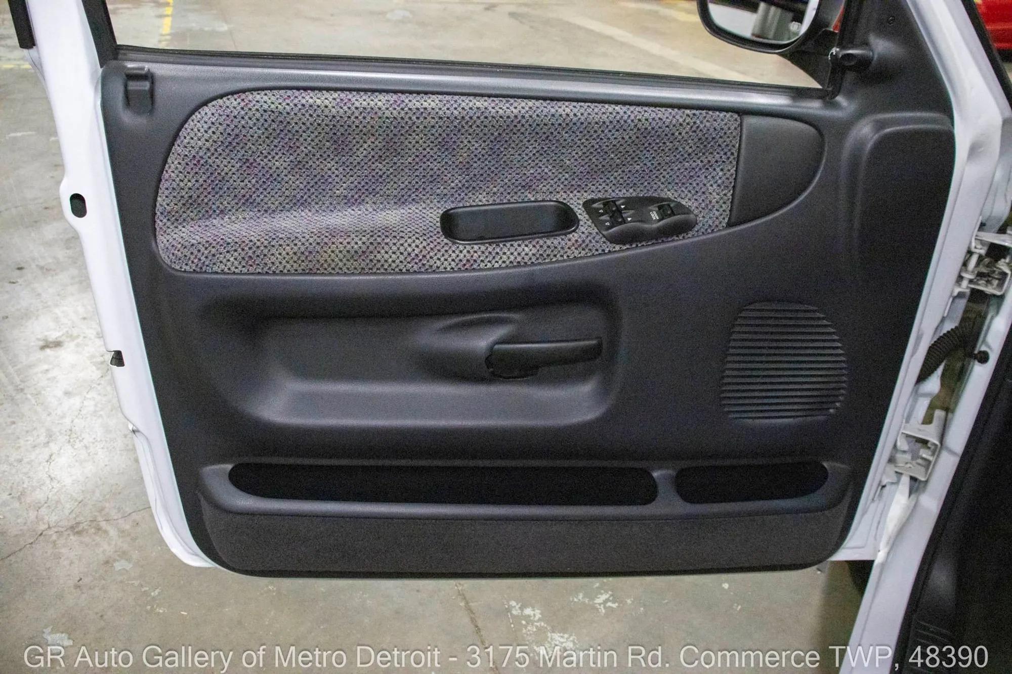 1998 Dodge Ram 1500 SS/T