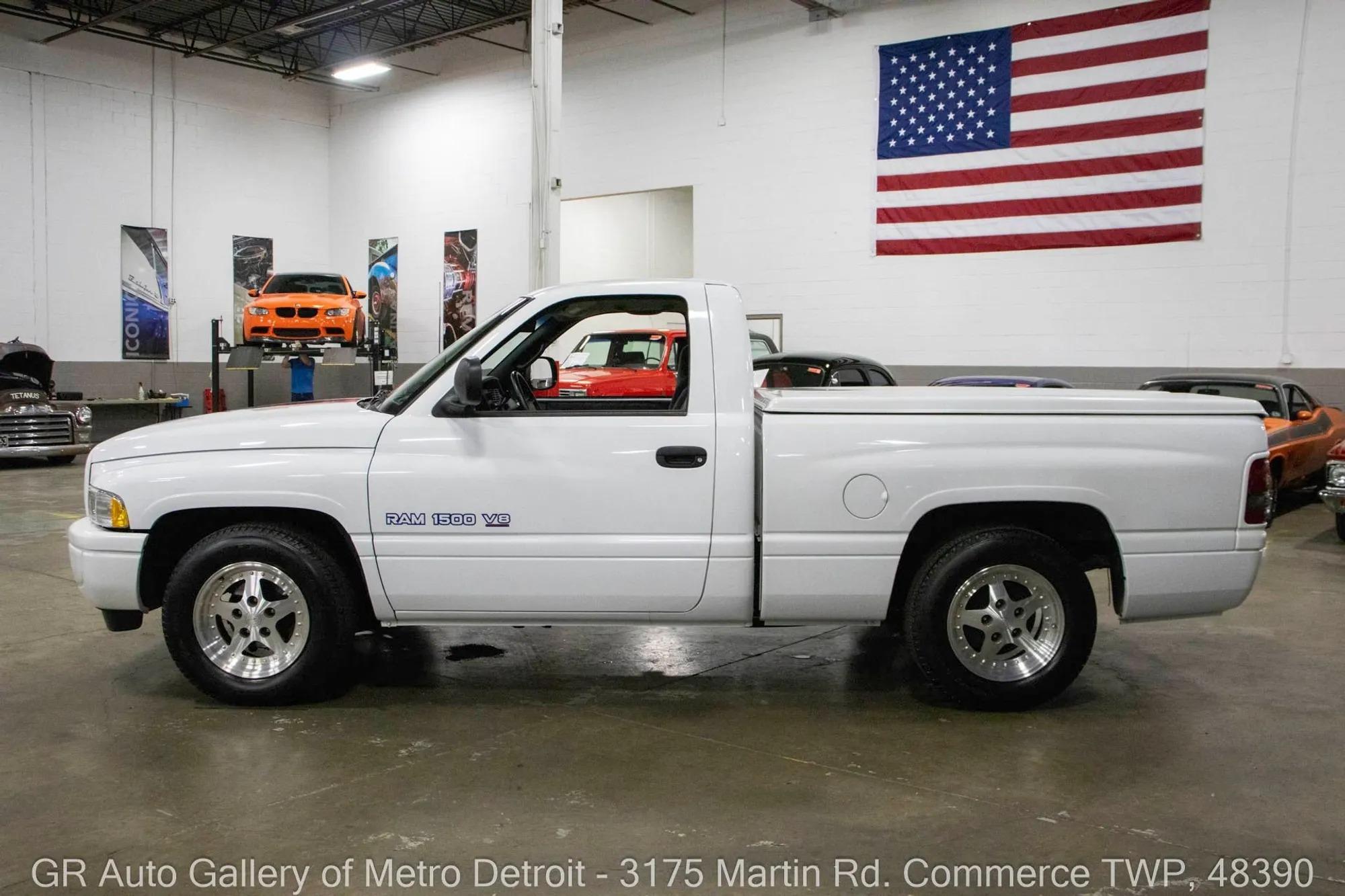 1998 Dodge Ram 1500 SS/T - 2