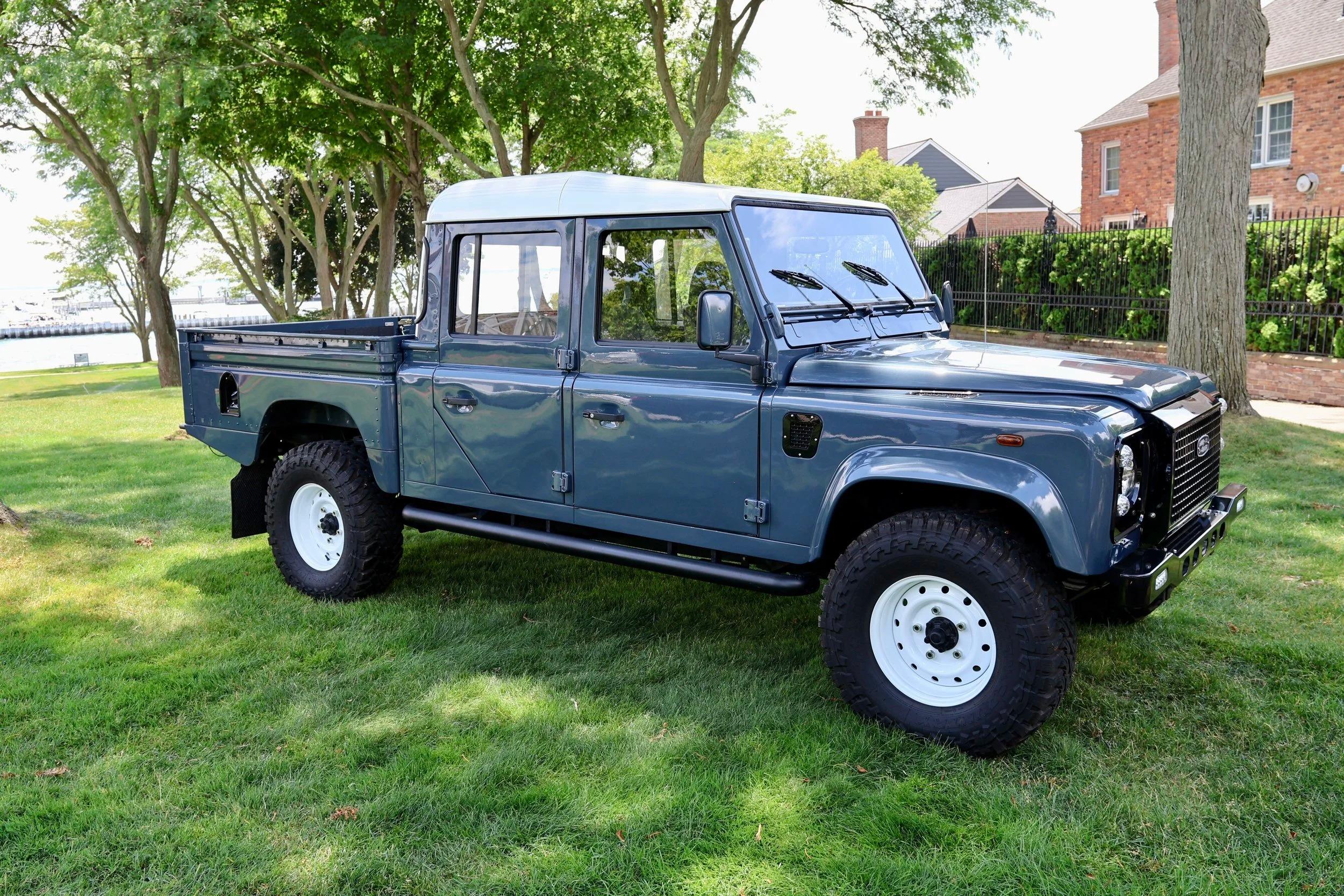  Land Rover Defender