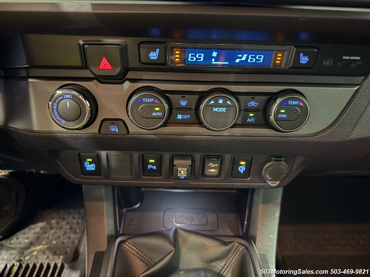 2019 Toyota Tacoma TRD Off-Road + Mammoth HV-1 Trailer