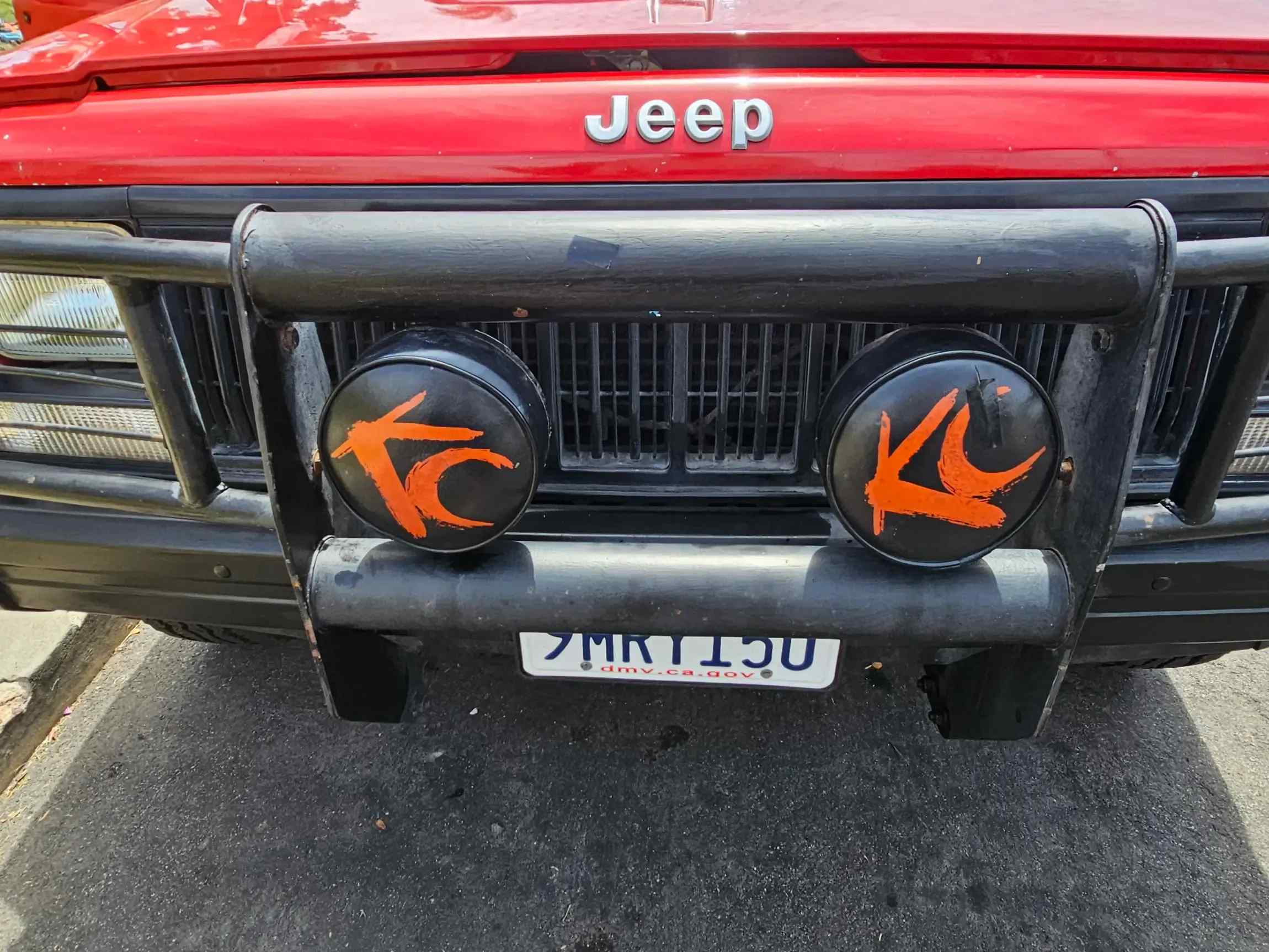 Highly-Original 1996 Jeep Cherokee Sport XJ 4×4 - 4