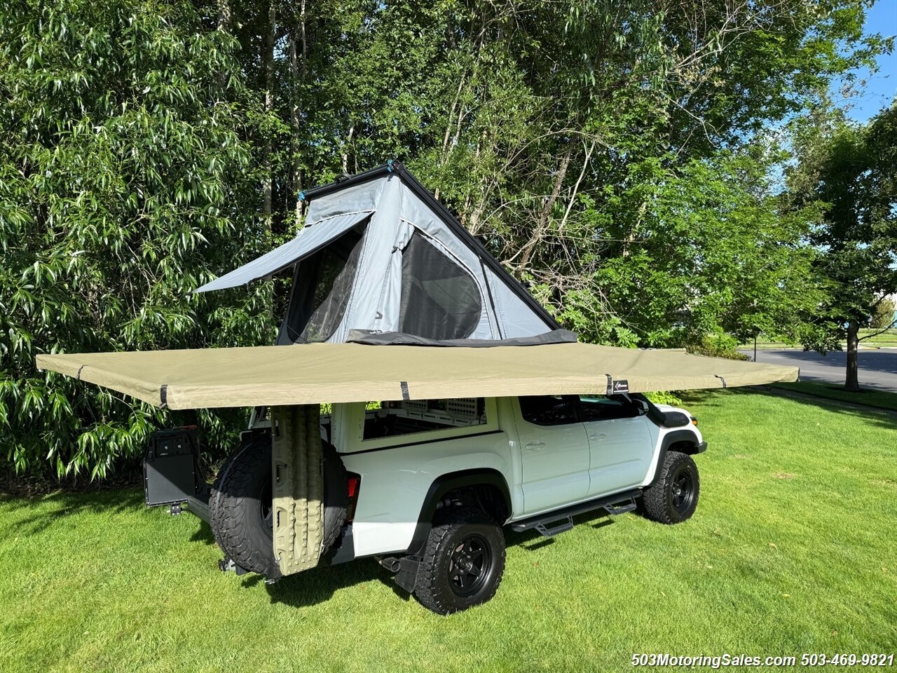 2019 Toyota Tacoma TRD Off-Road + Mammoth HV-1 Trailer