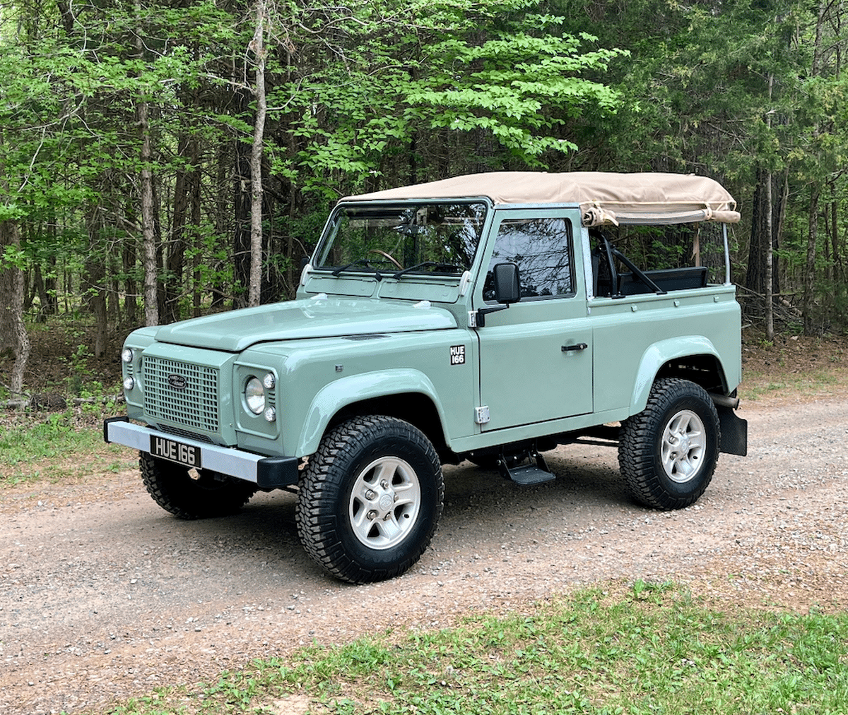  Land Rover Defender