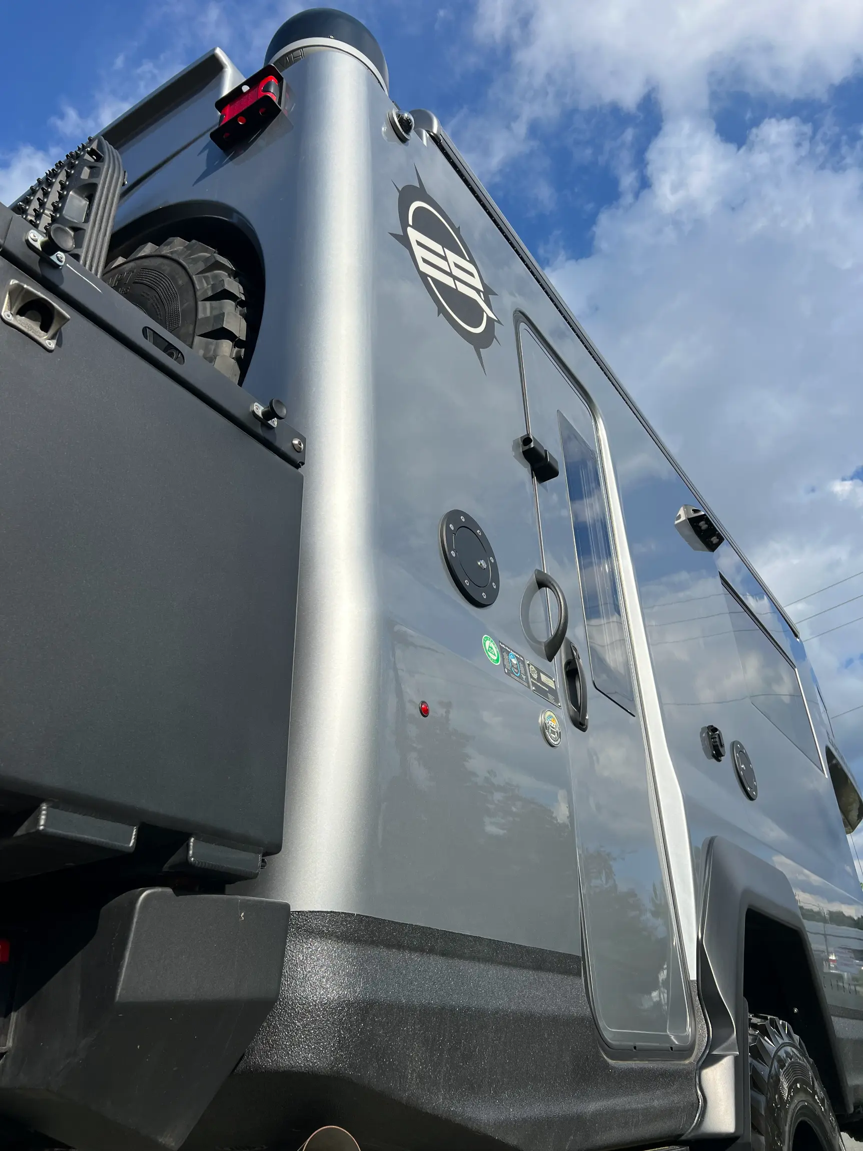 2021 EarthRoamer LTi-022