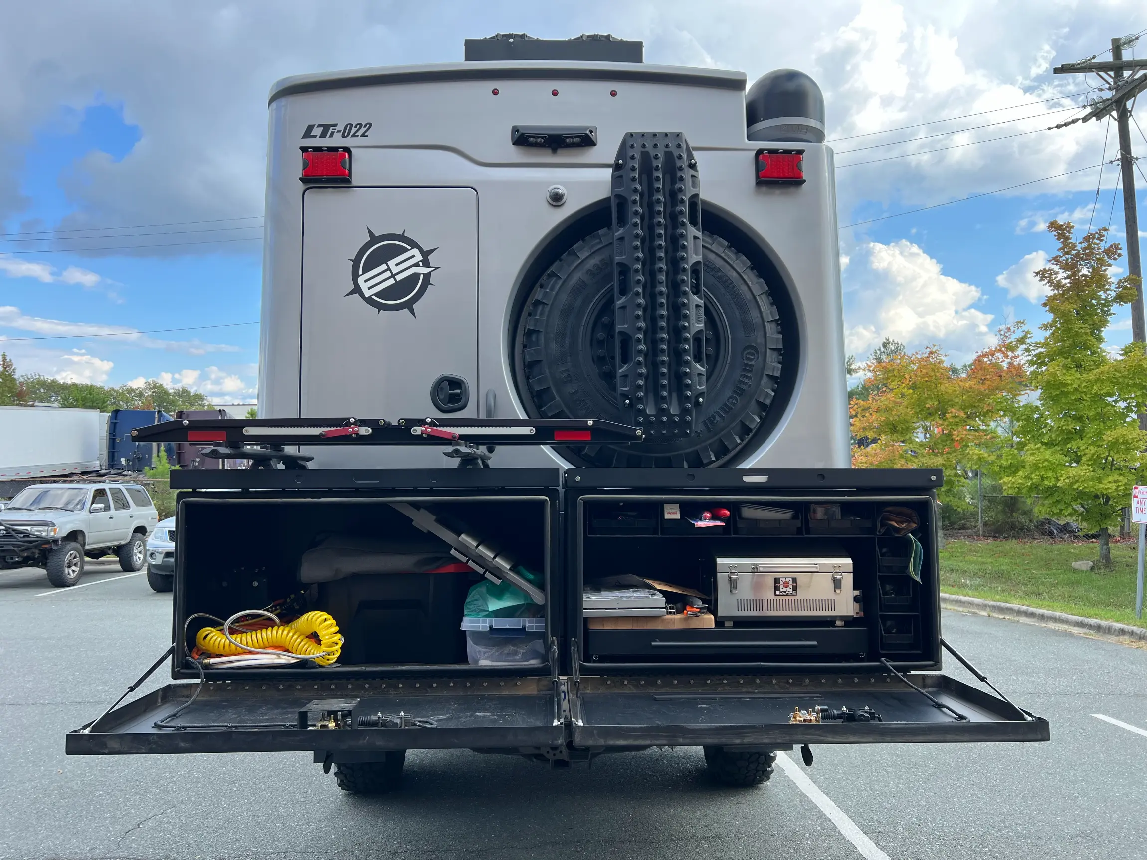 2021 EarthRoamer LTi-022