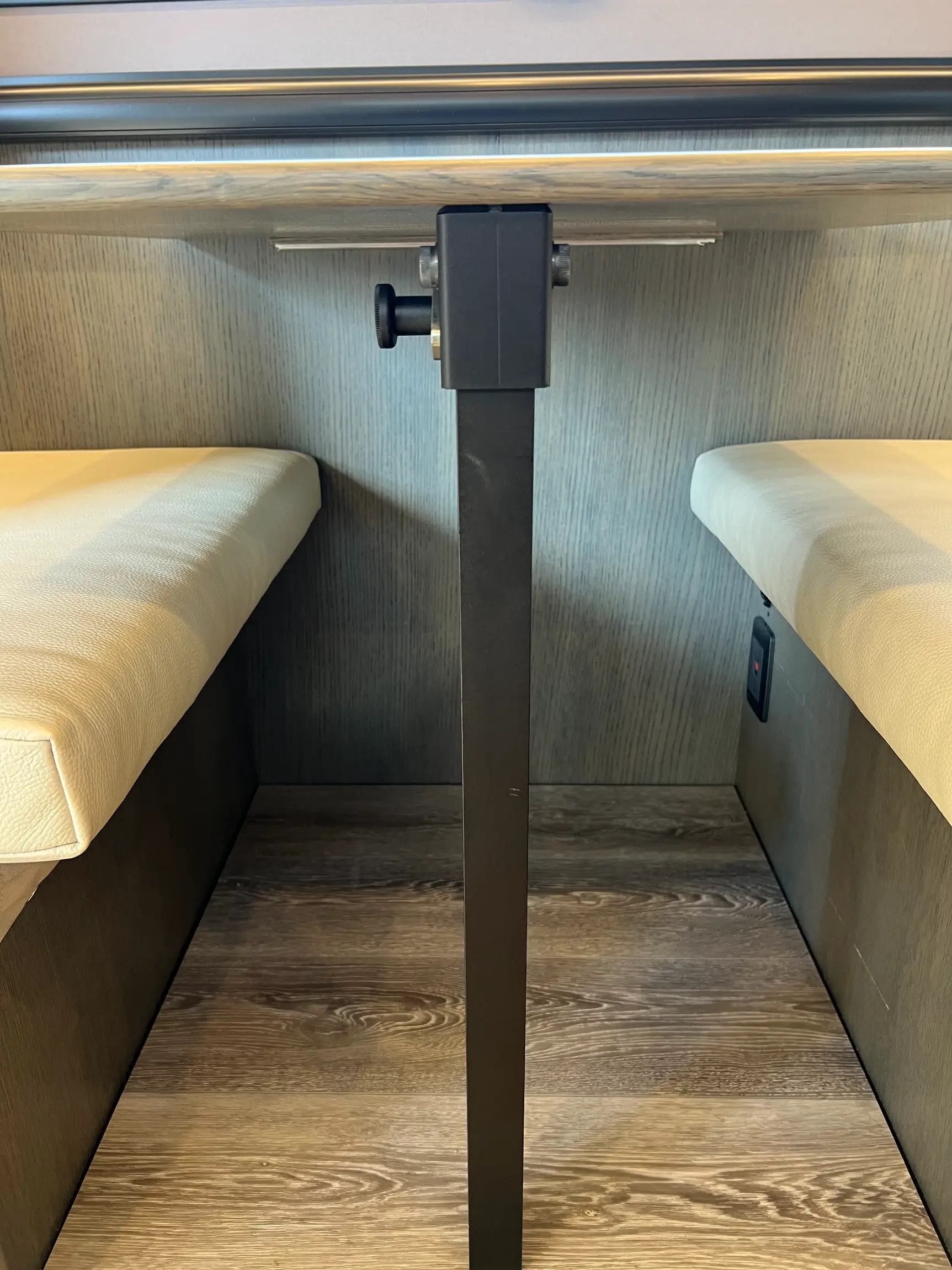 2021 EarthRoamer LTi-022