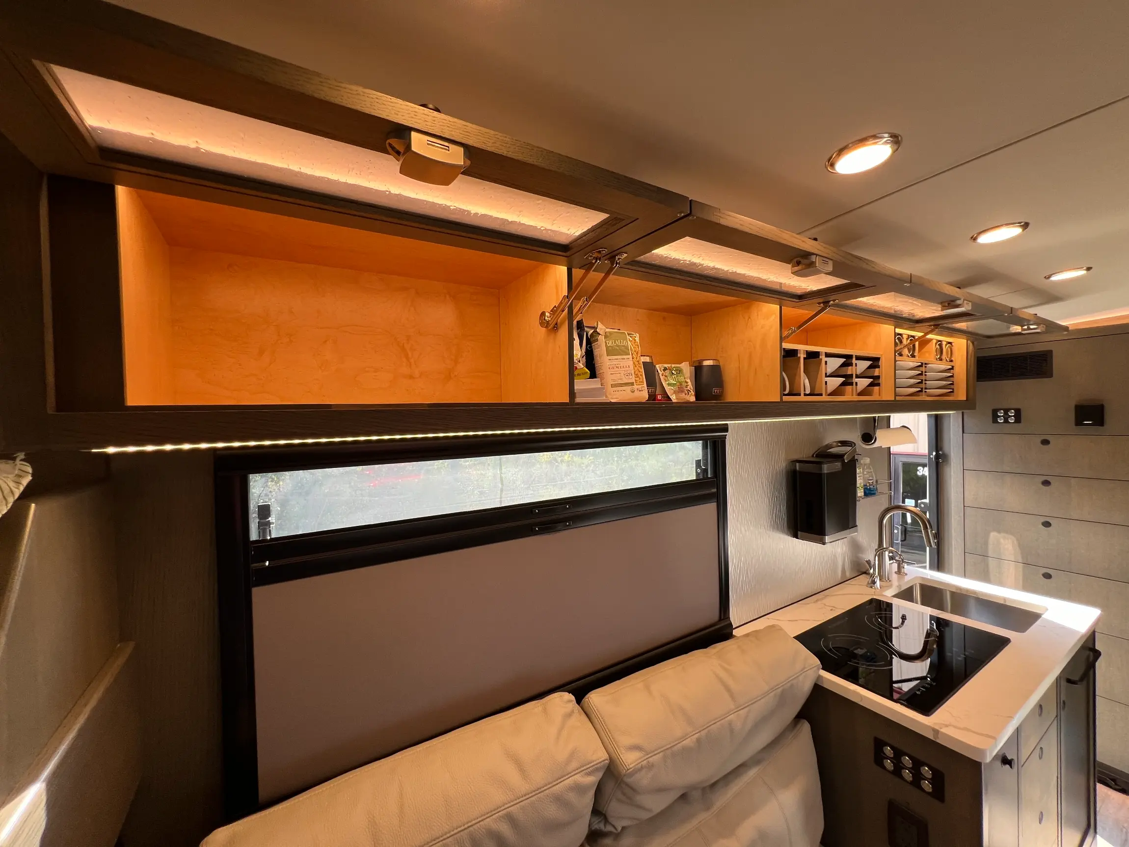 2021 EarthRoamer LTi-022