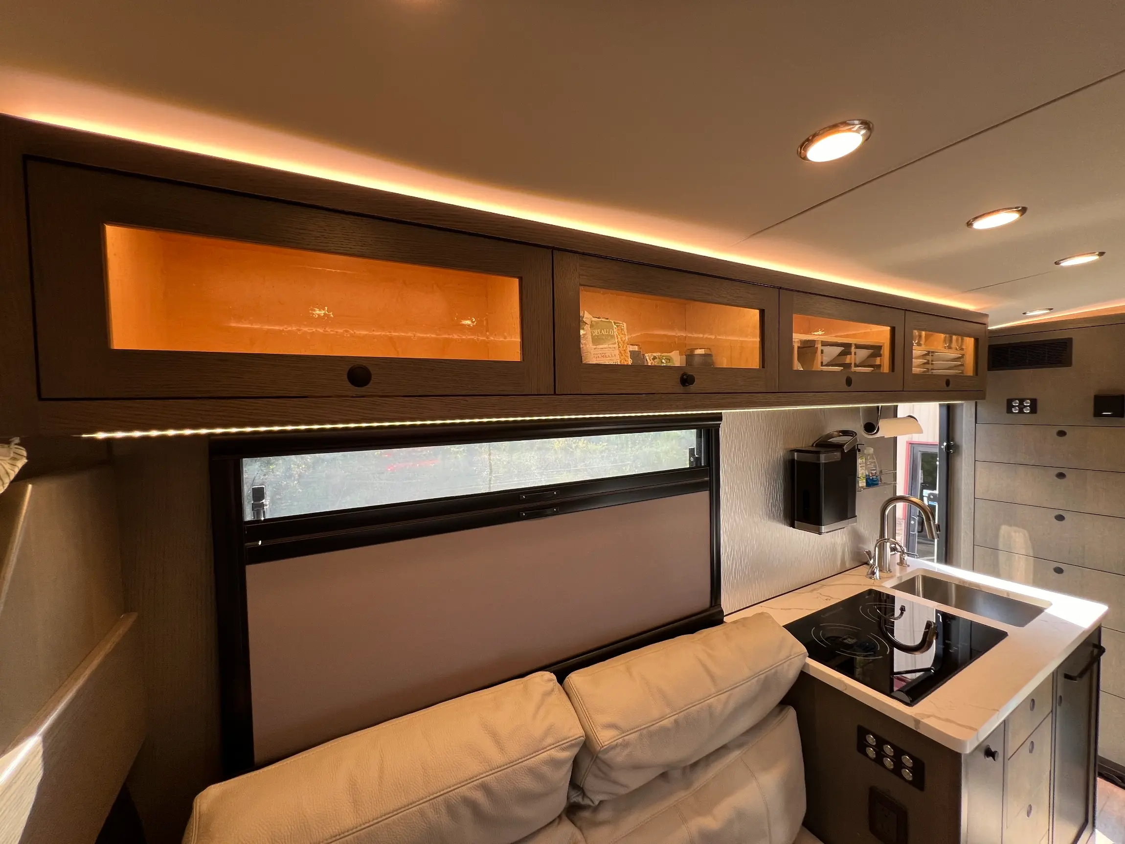 2021 EarthRoamer LTi-022