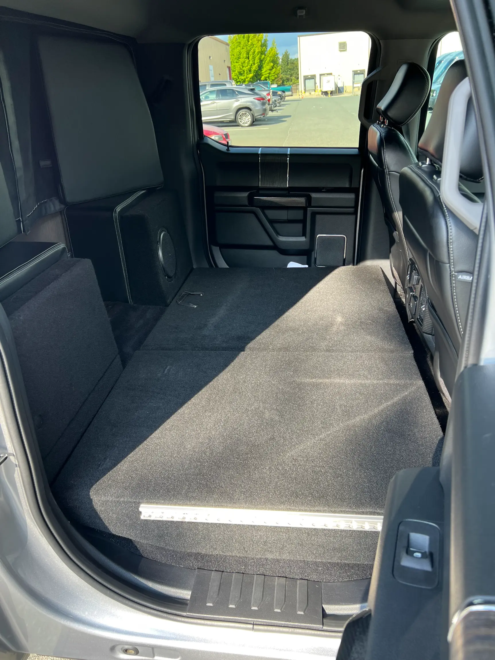 2021 EarthRoamer LTi-022