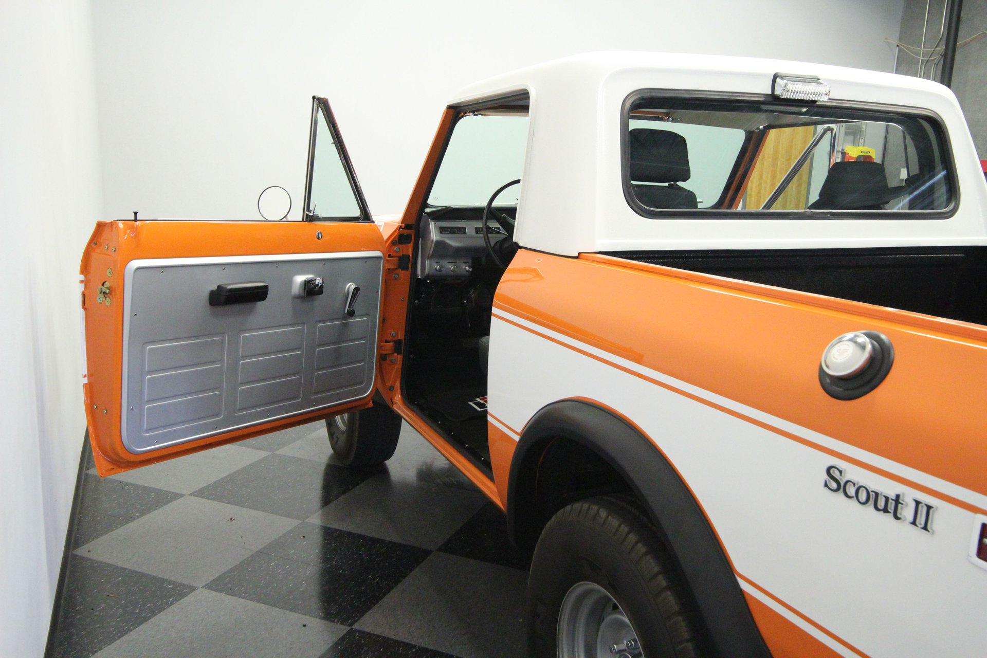 Sold: 1977 IH Scout II Rallye