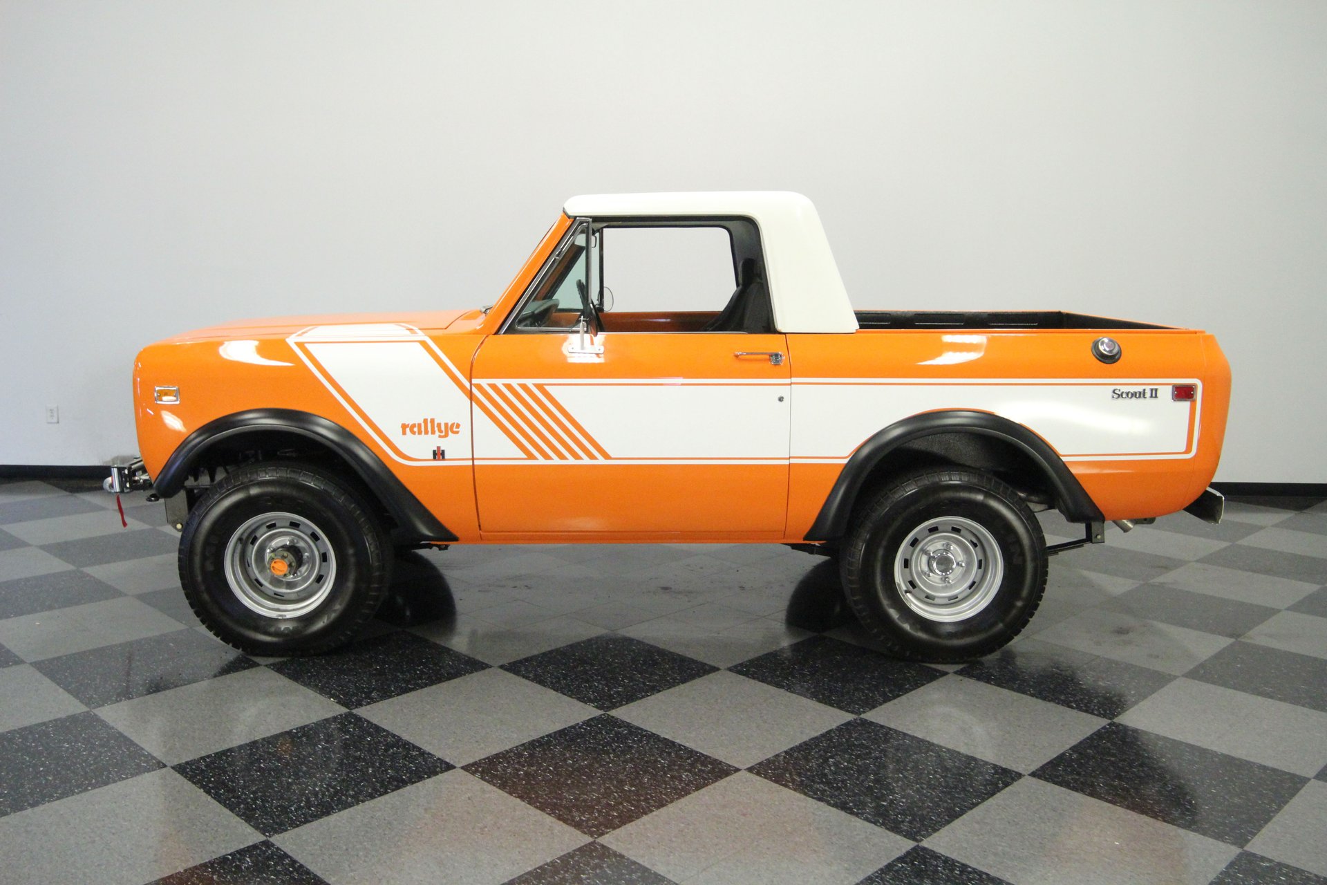 Sold: 1977 IH Scout II Rallye