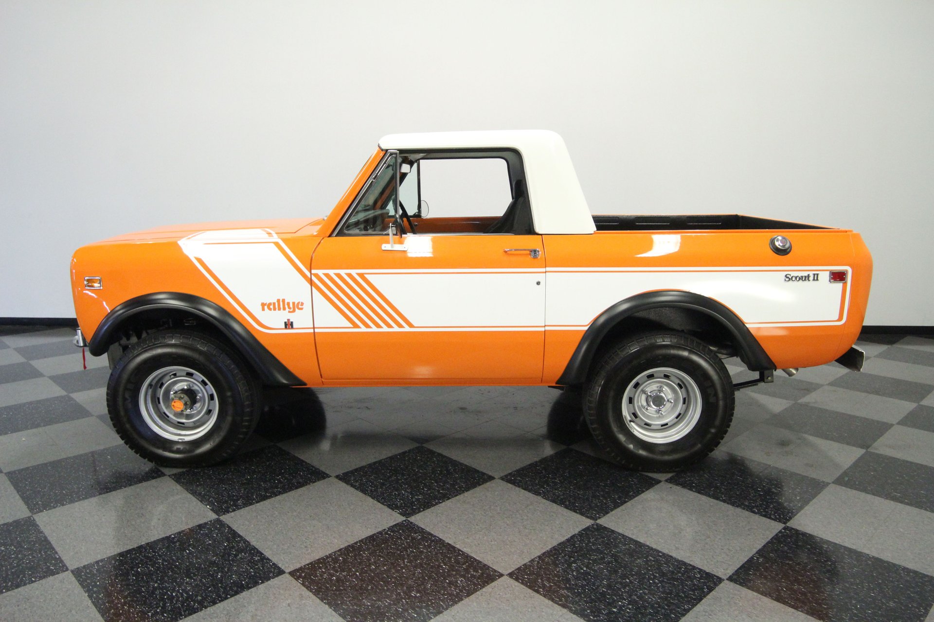 Sold: 1977 IH Scout II Rallye