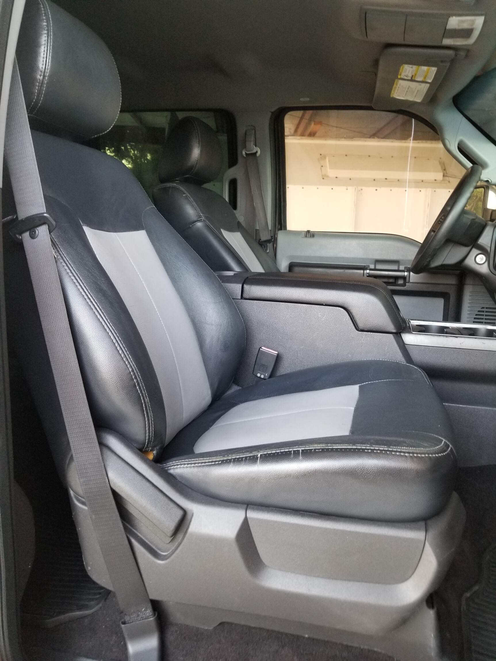 Sold: 2011 Ford F-250 Super Duty XLT