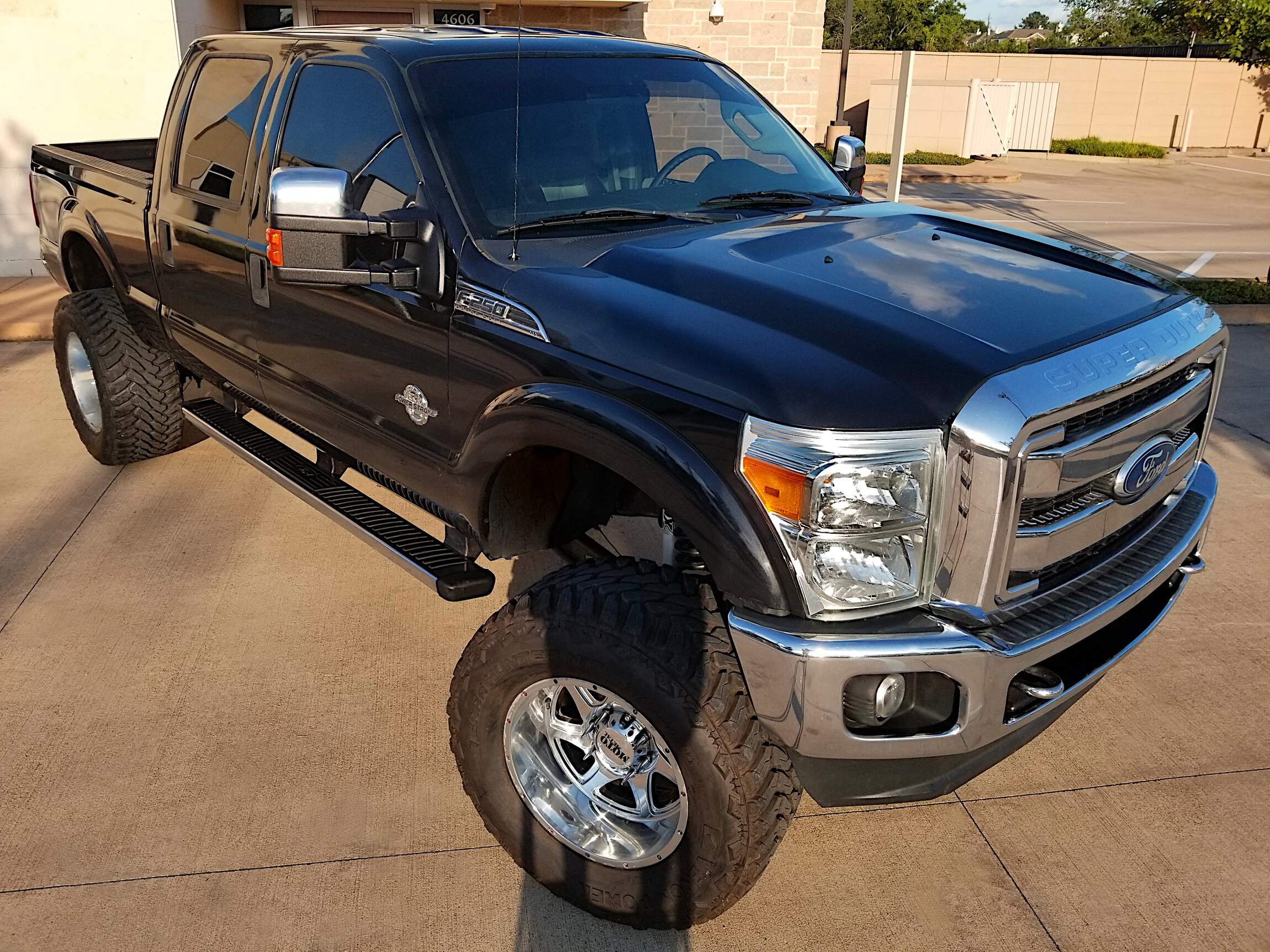 Sold: 2011 Ford F-250 Super Duty XLT