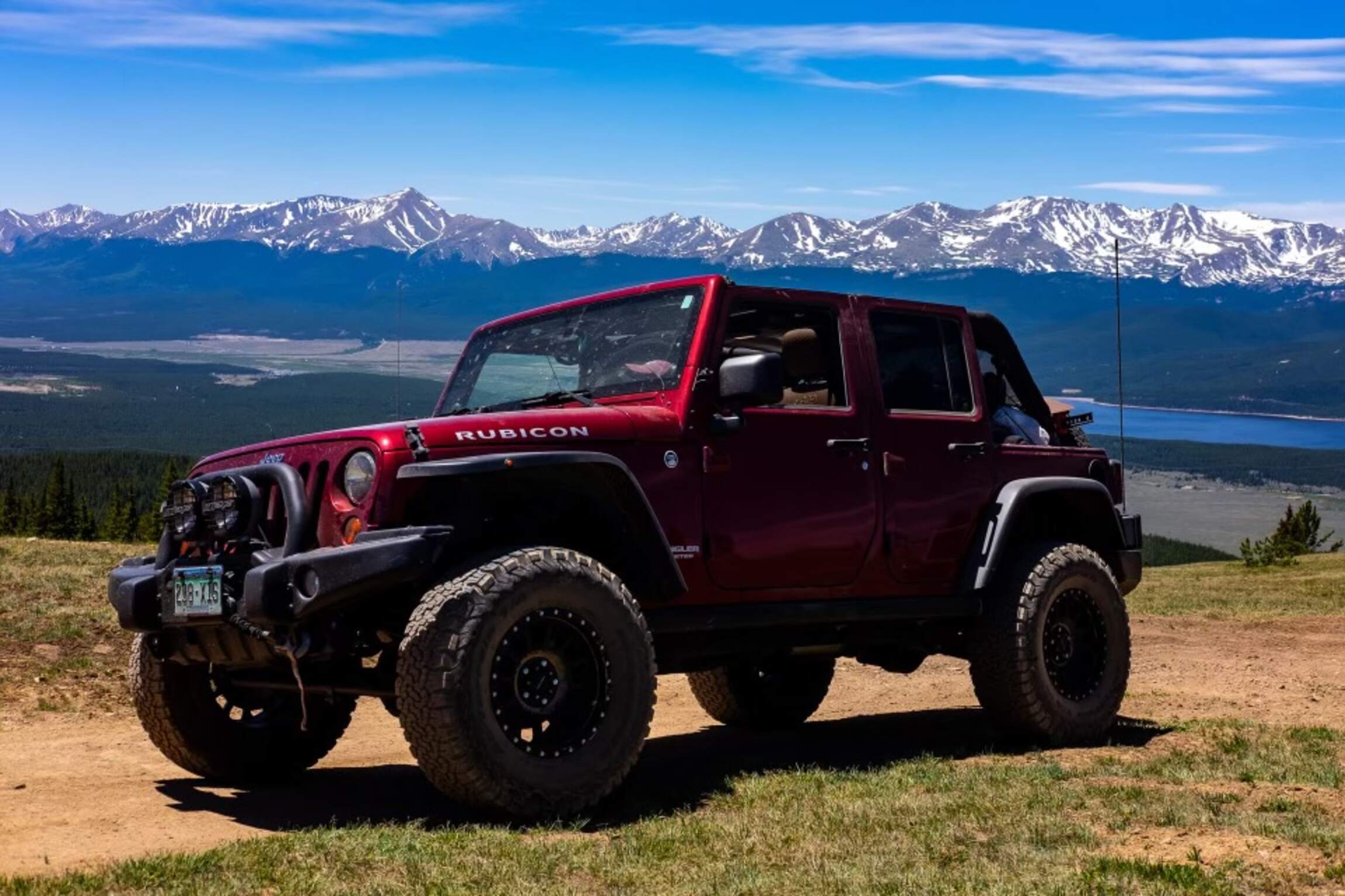 Sold: 2012 Jeep Wrangler Unlimited Rubicon 4×4