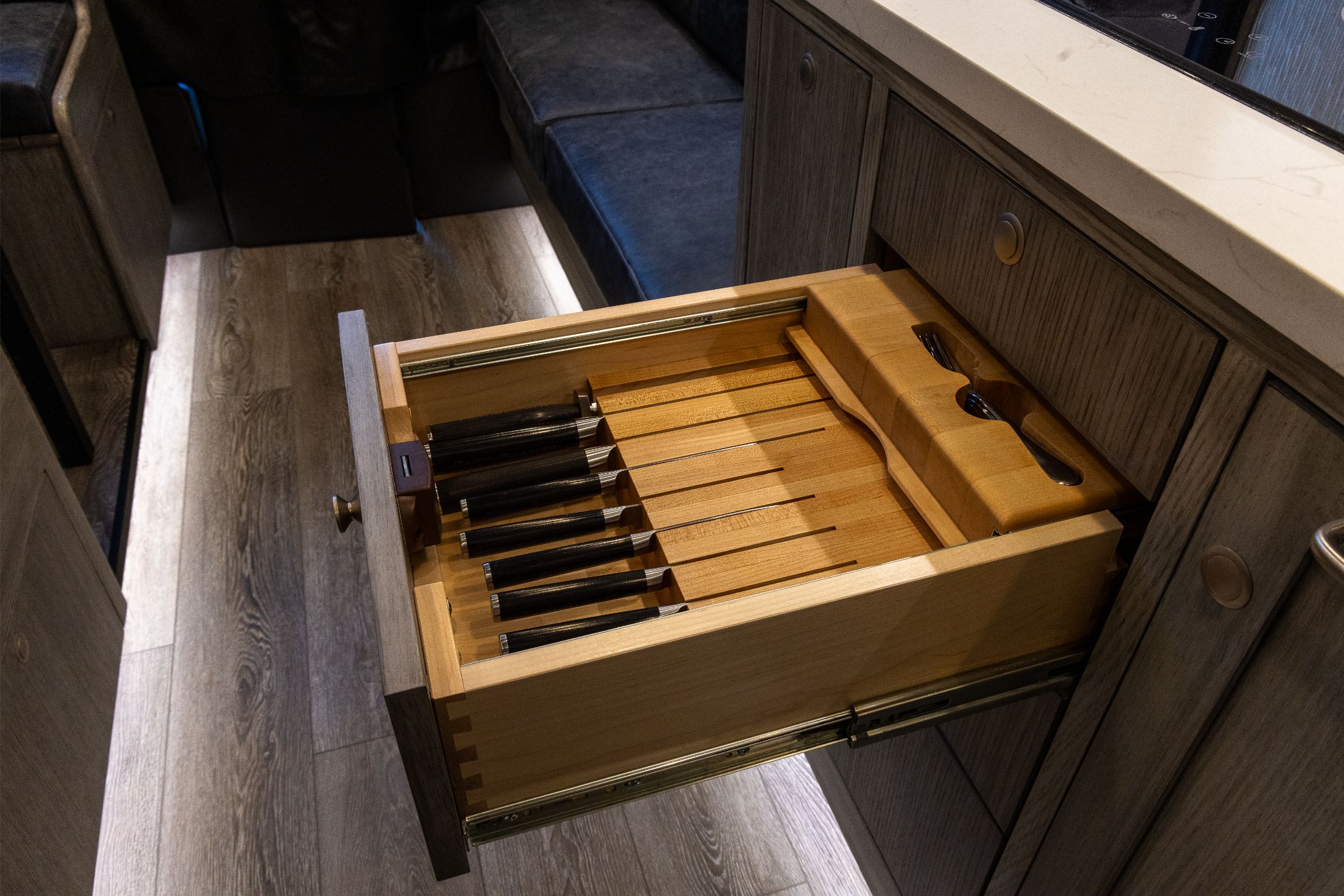 EarthRoamer XV-LTi 043