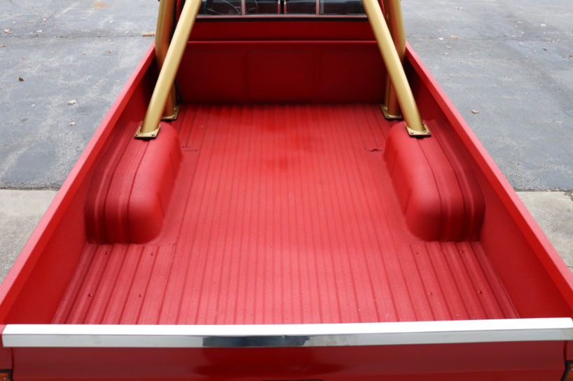 Sold: 1979 Toyota Hilux