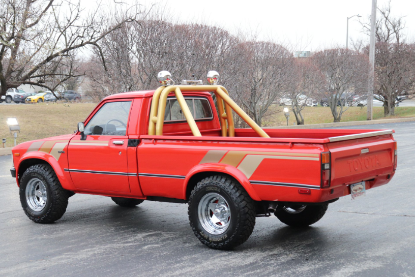 Sold: 1979 Toyota Hilux - 5