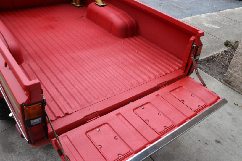 Sold: 1979 Toyota Hilux