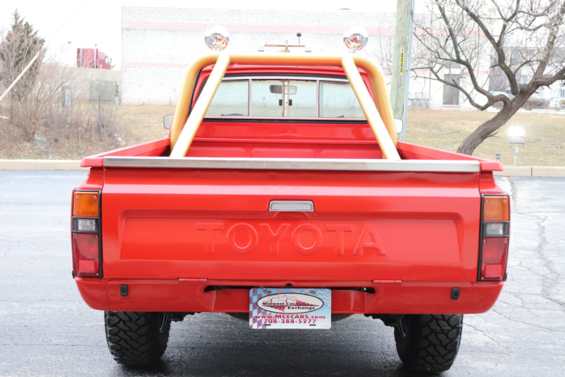 Sold: 1979 Toyota Hilux