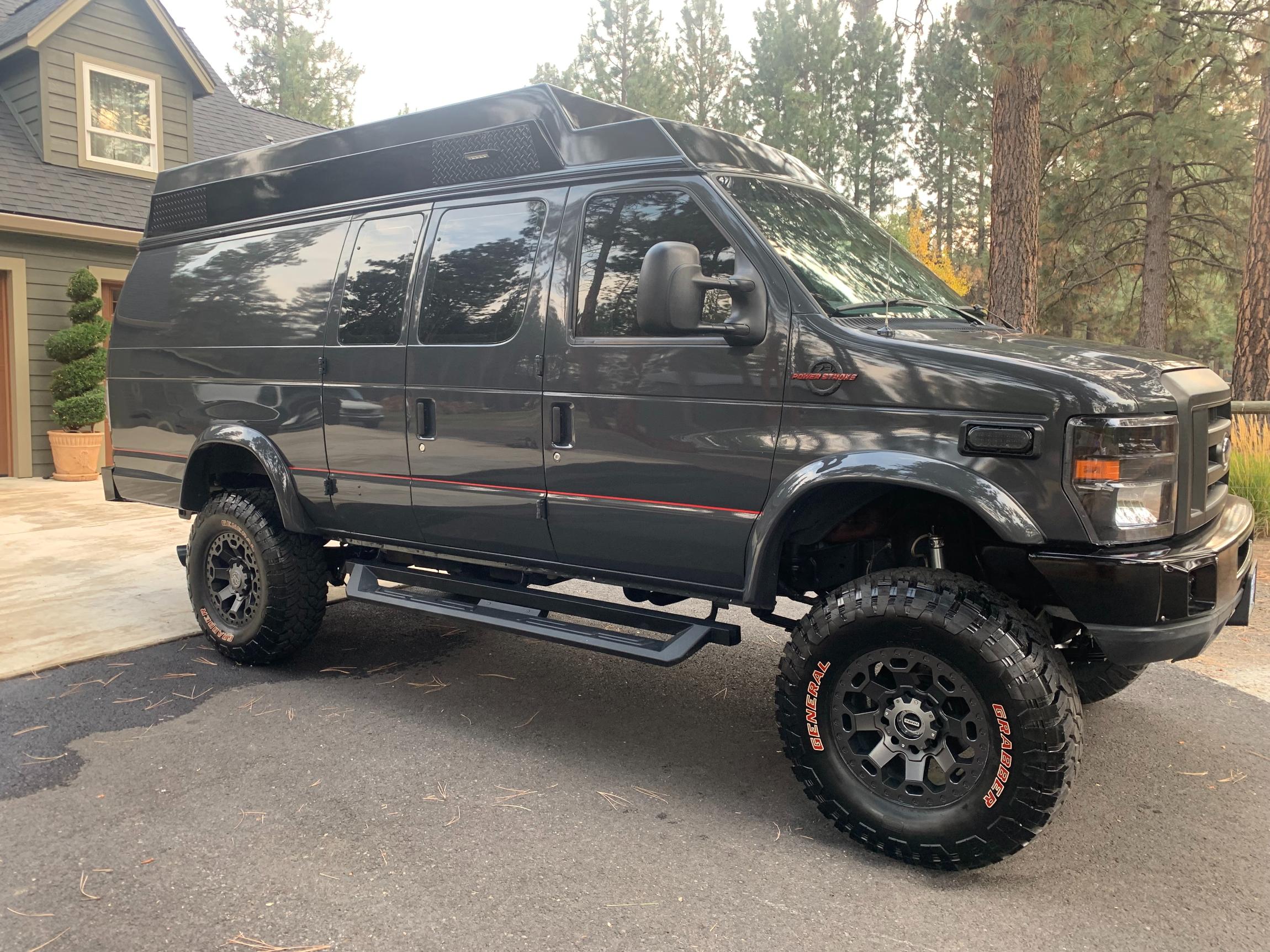 Sold: Custom 2009 Ford E-350 4×4 Camper Conversion